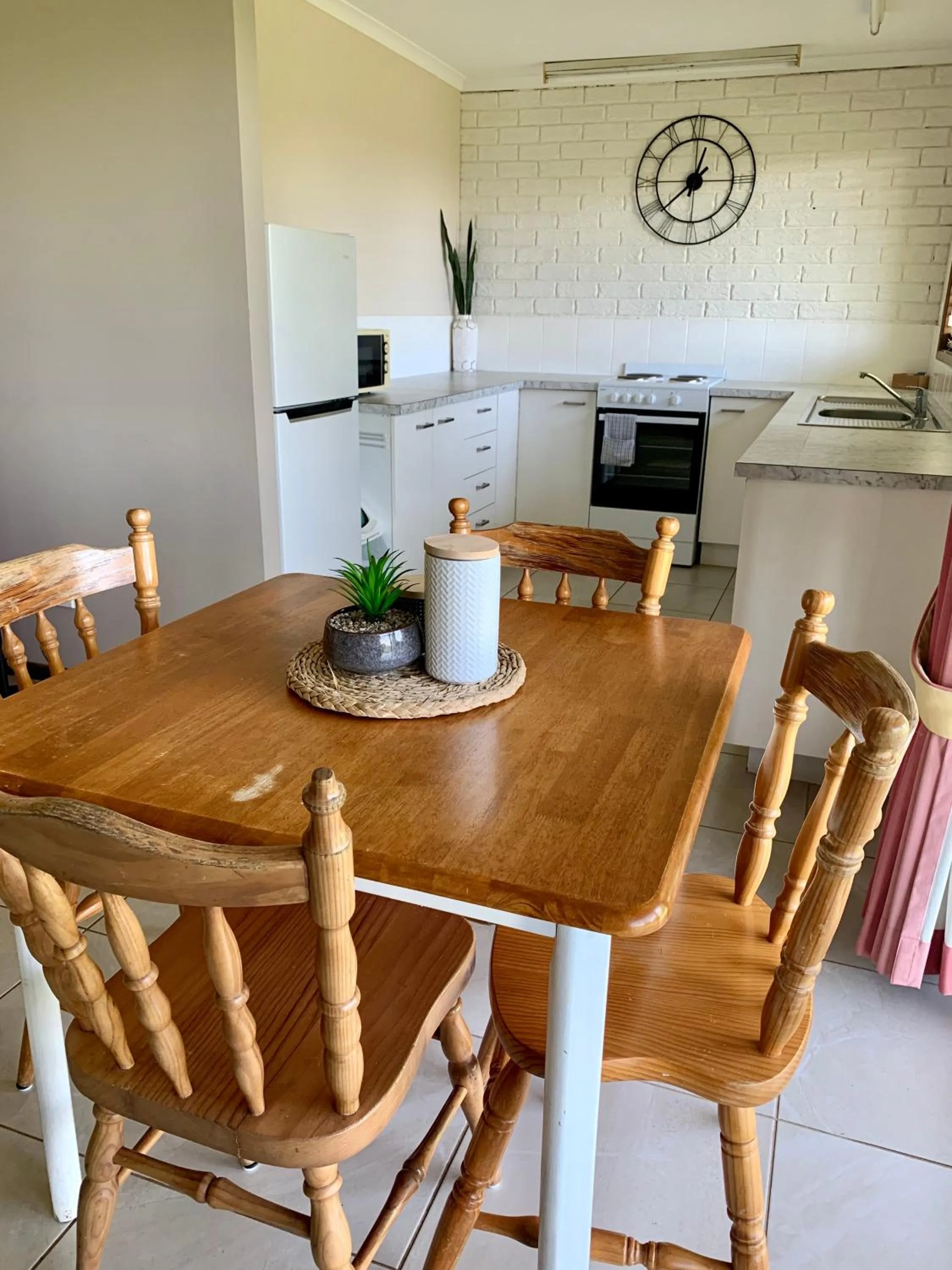 Montville Holiday Apartments