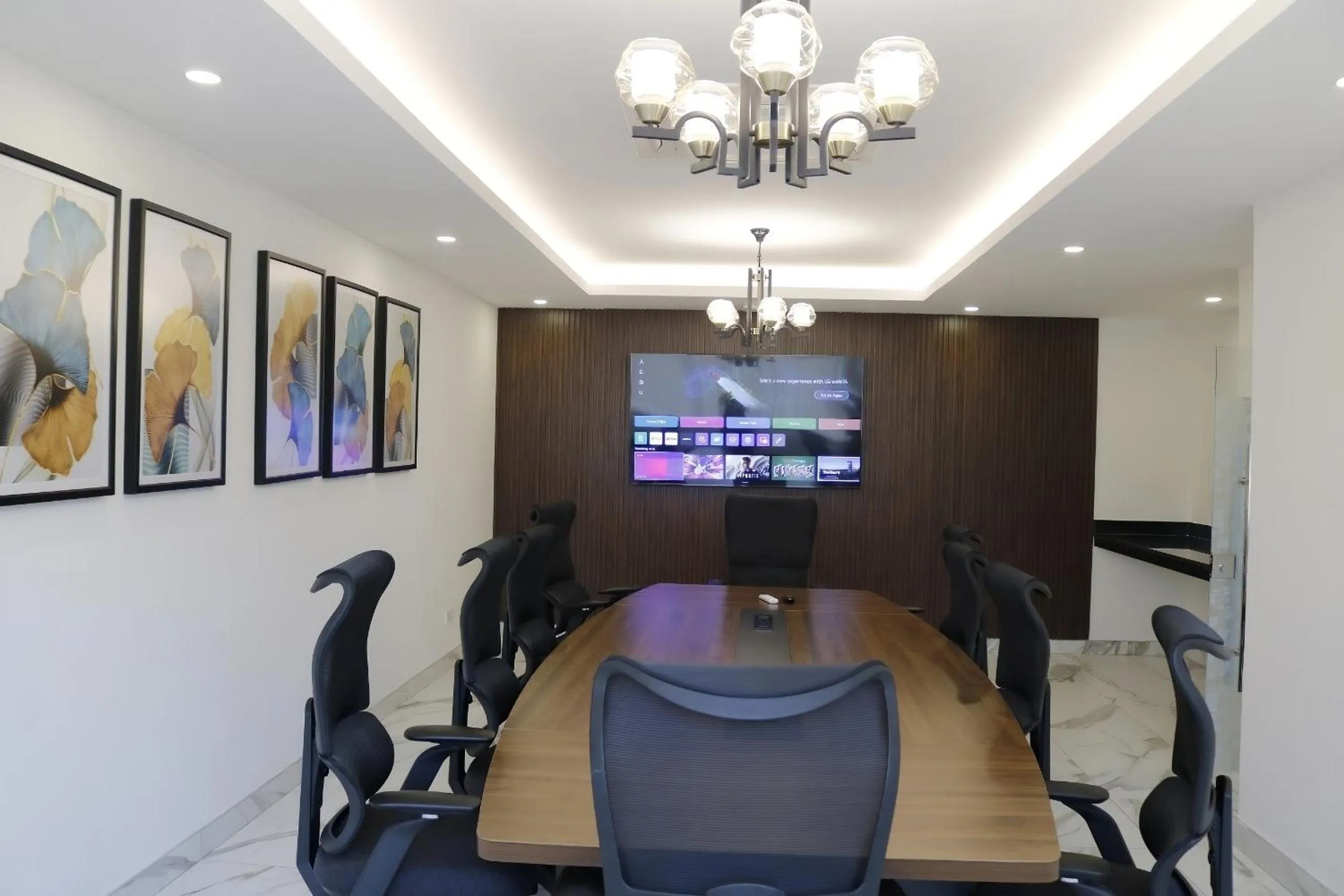 Meeting/conference room in Yaya Hotel & Apartments