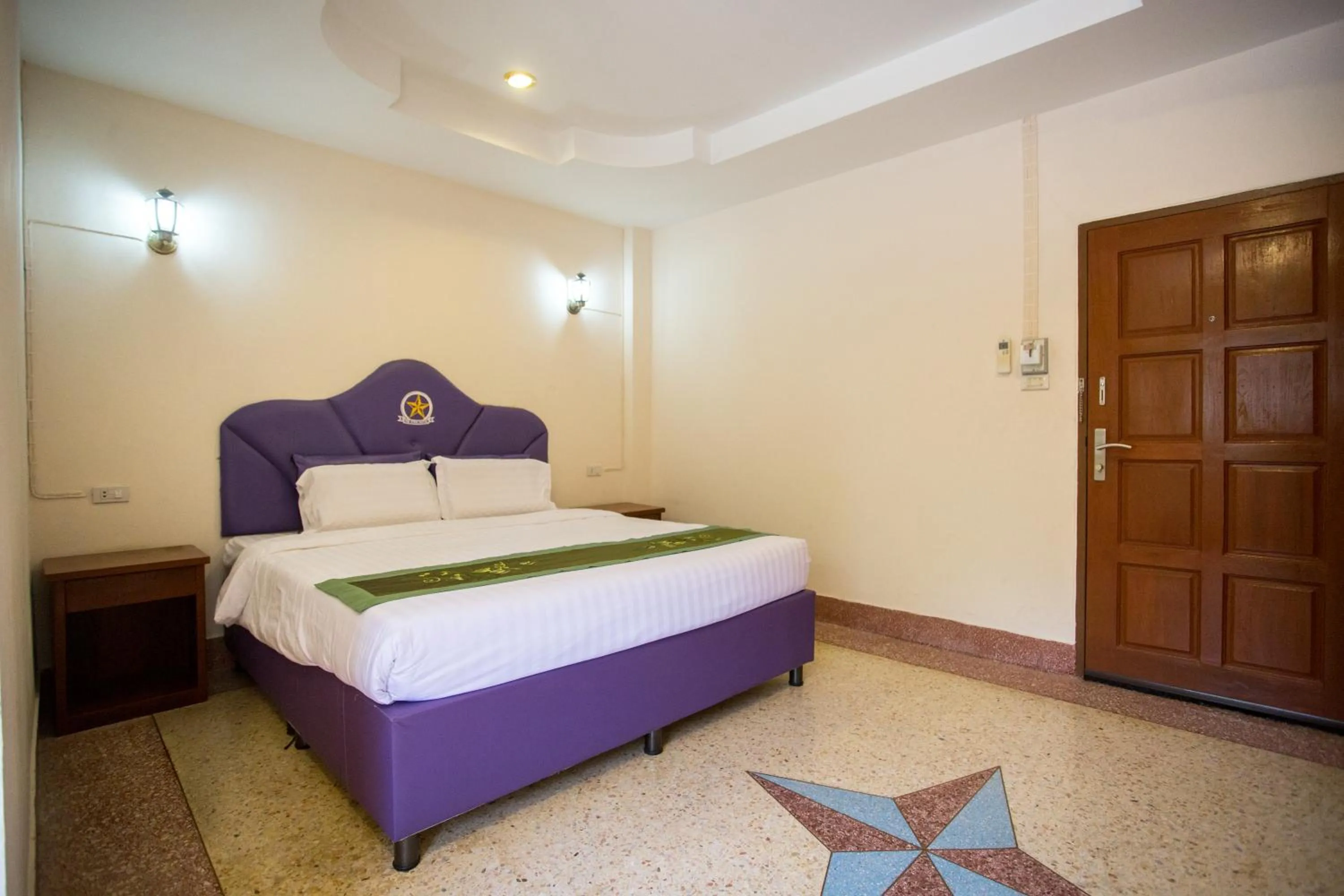 Bed in The Star Hotel