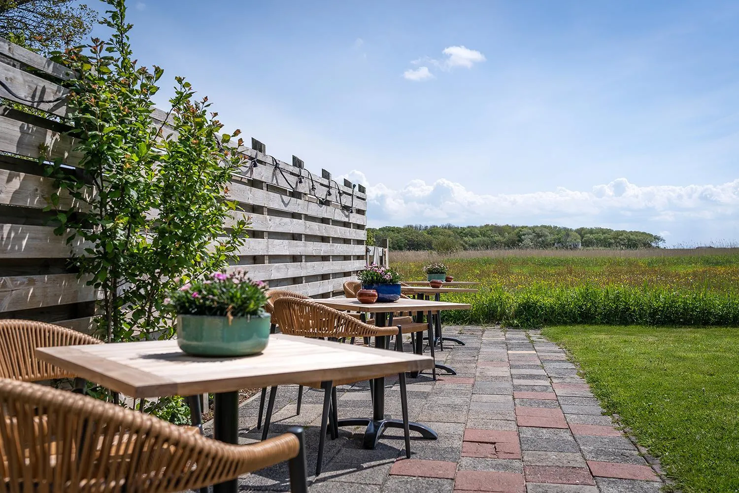 Patio in Hotel het Anker van Texel