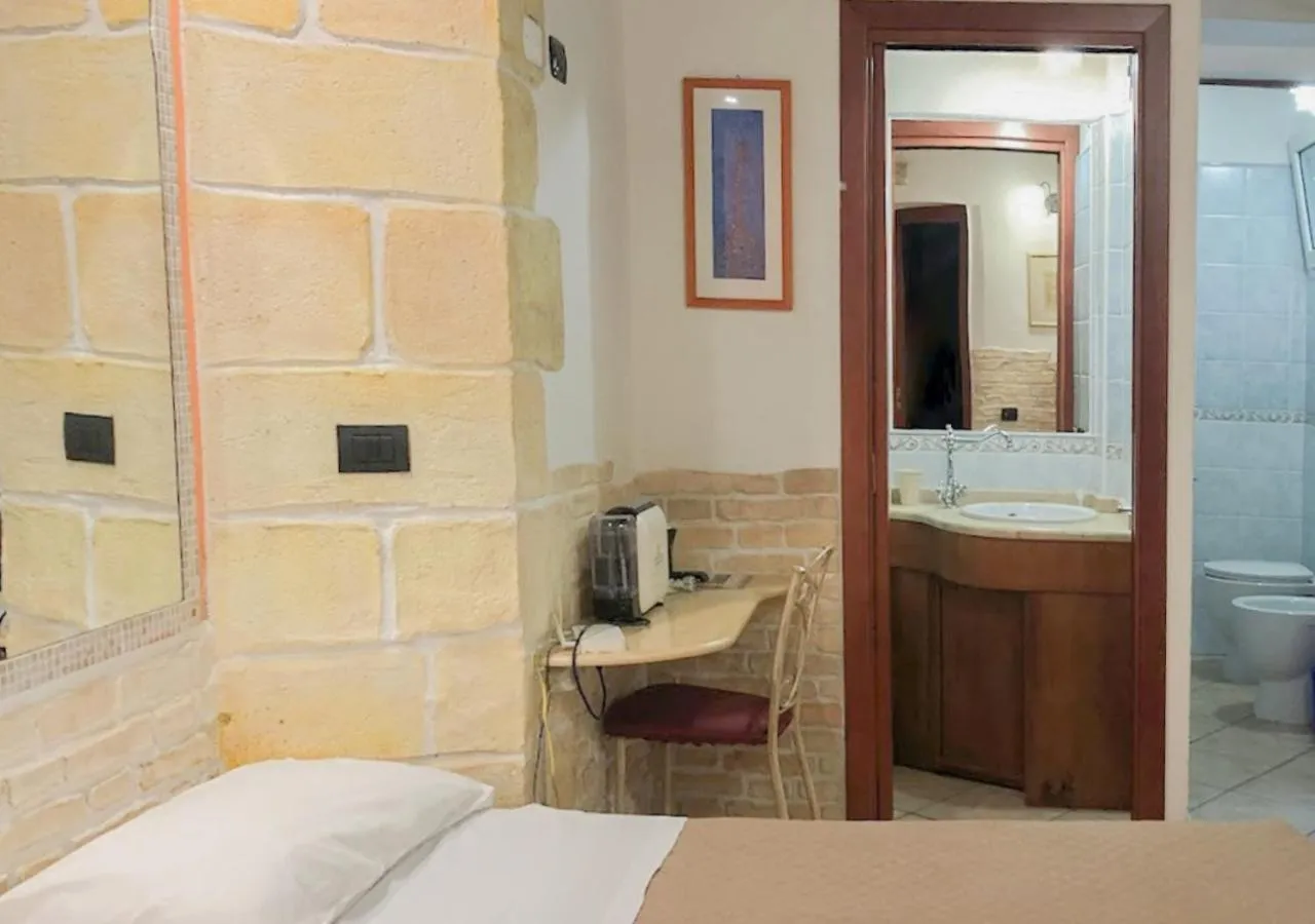 Photo of the whole room in Sardinia Domus