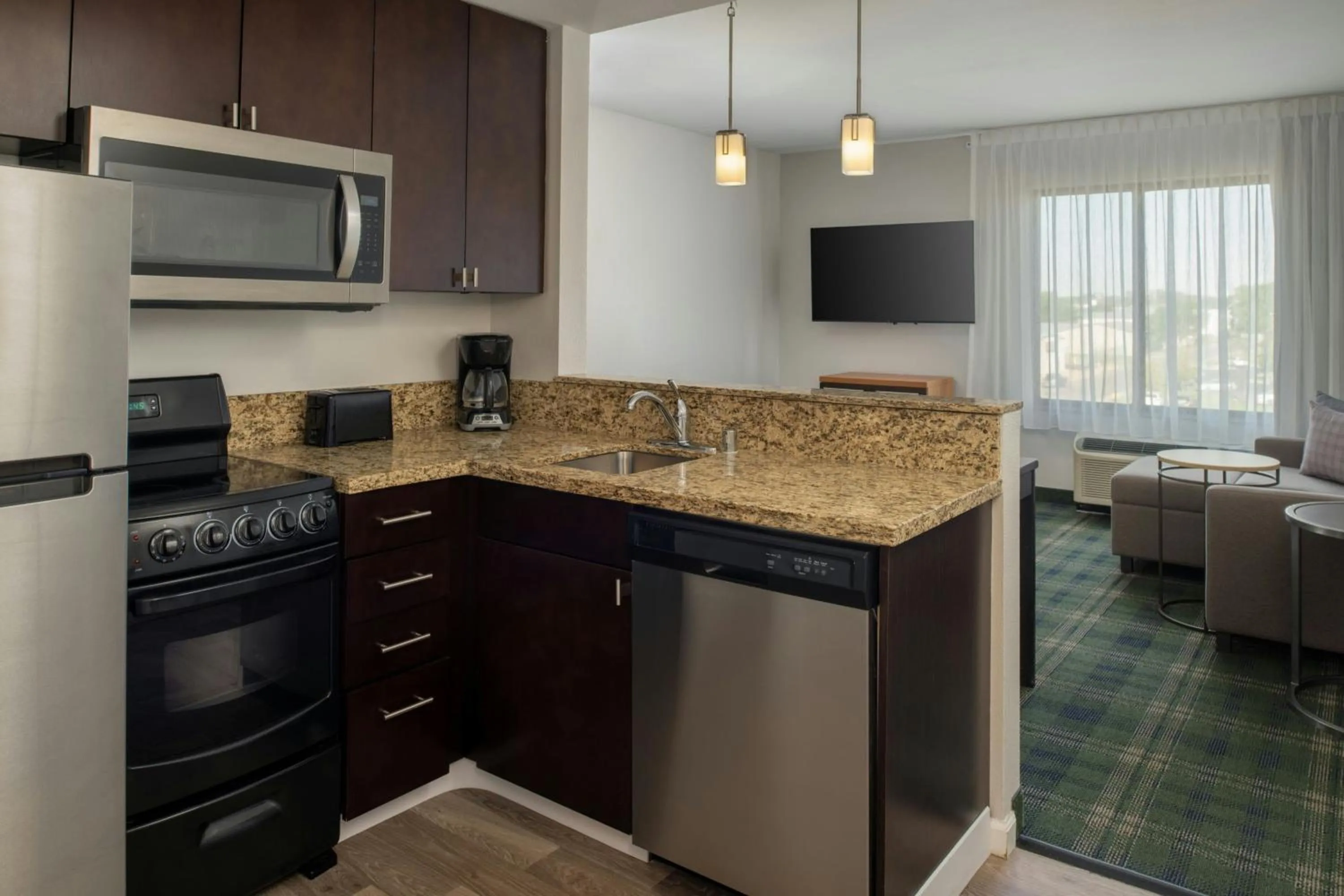 Kitchen or kitchenette in TownePlace Suites by Marriott Billings