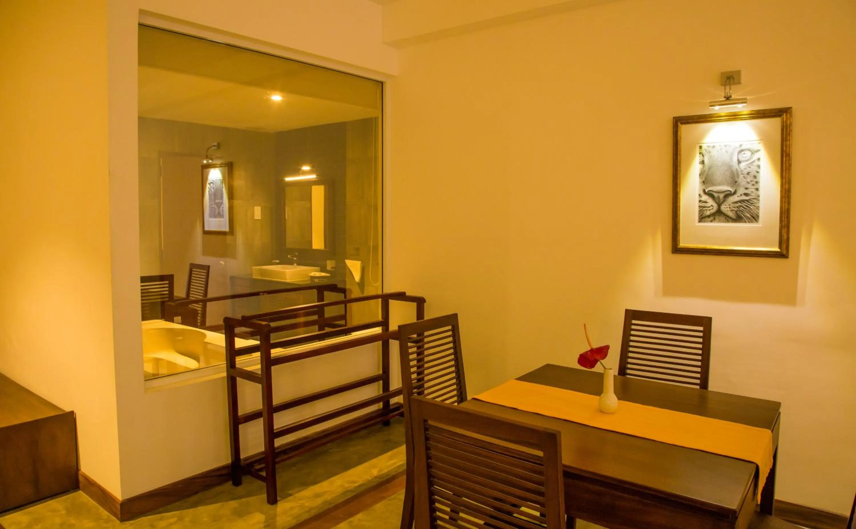 Dining area in Refresh Hotel Hikkaduwa