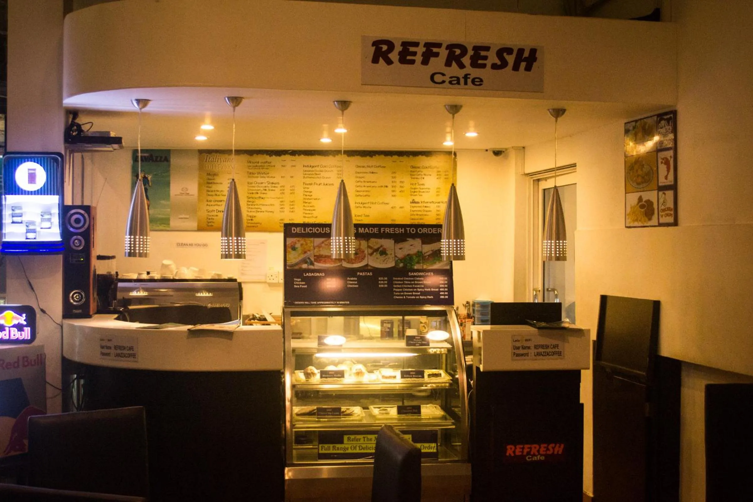 On-site shops in Refresh Hotel Hikkaduwa