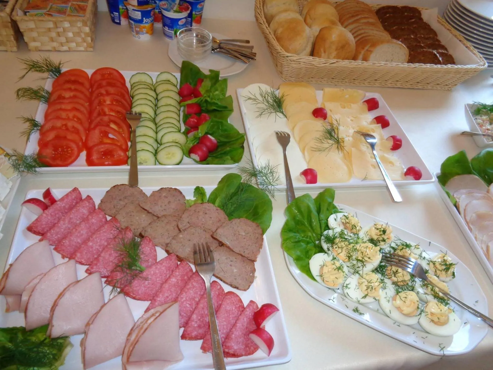 Buffet breakfast in Artemis