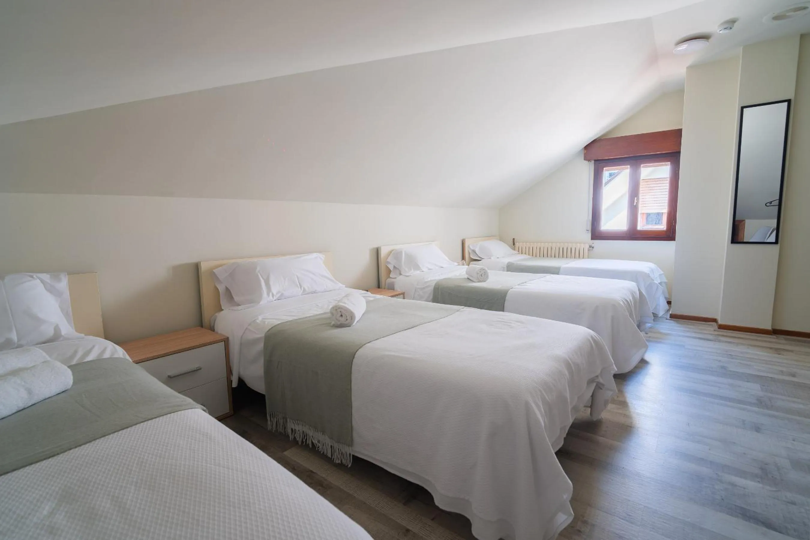 Bed in Alojamientos Valdecilla 3000