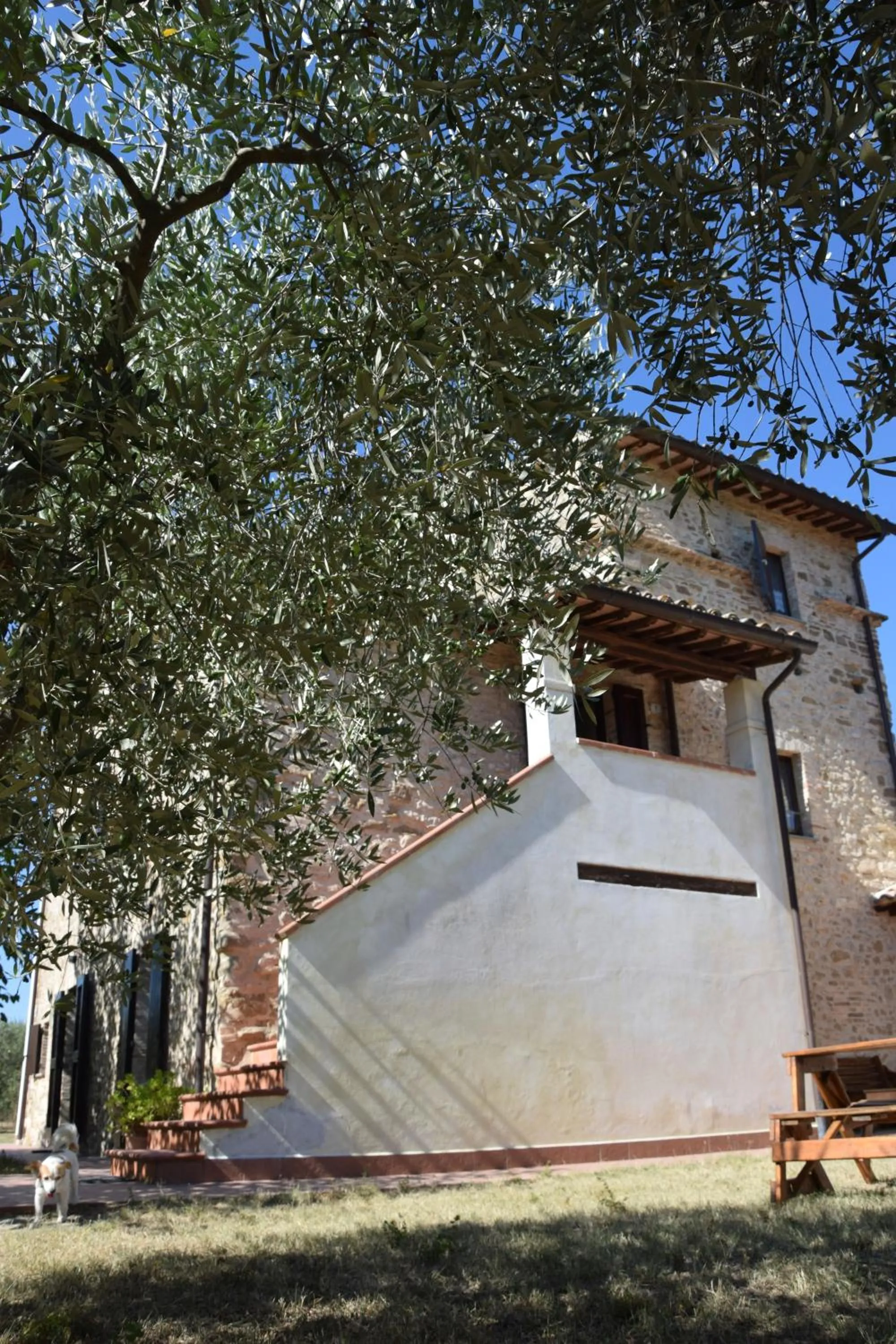 Facade/entrance in Maestà delle Quattro Chiavi