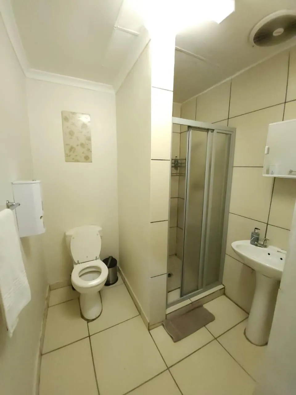 Shower in Rusplek Guesthouse and Conference Centre