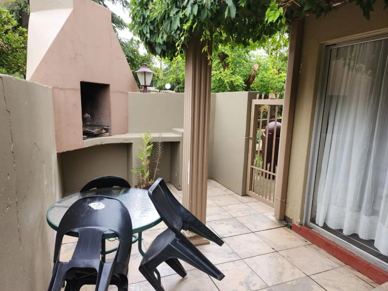 Patio in Rusplek Guesthouse and Conference Centre