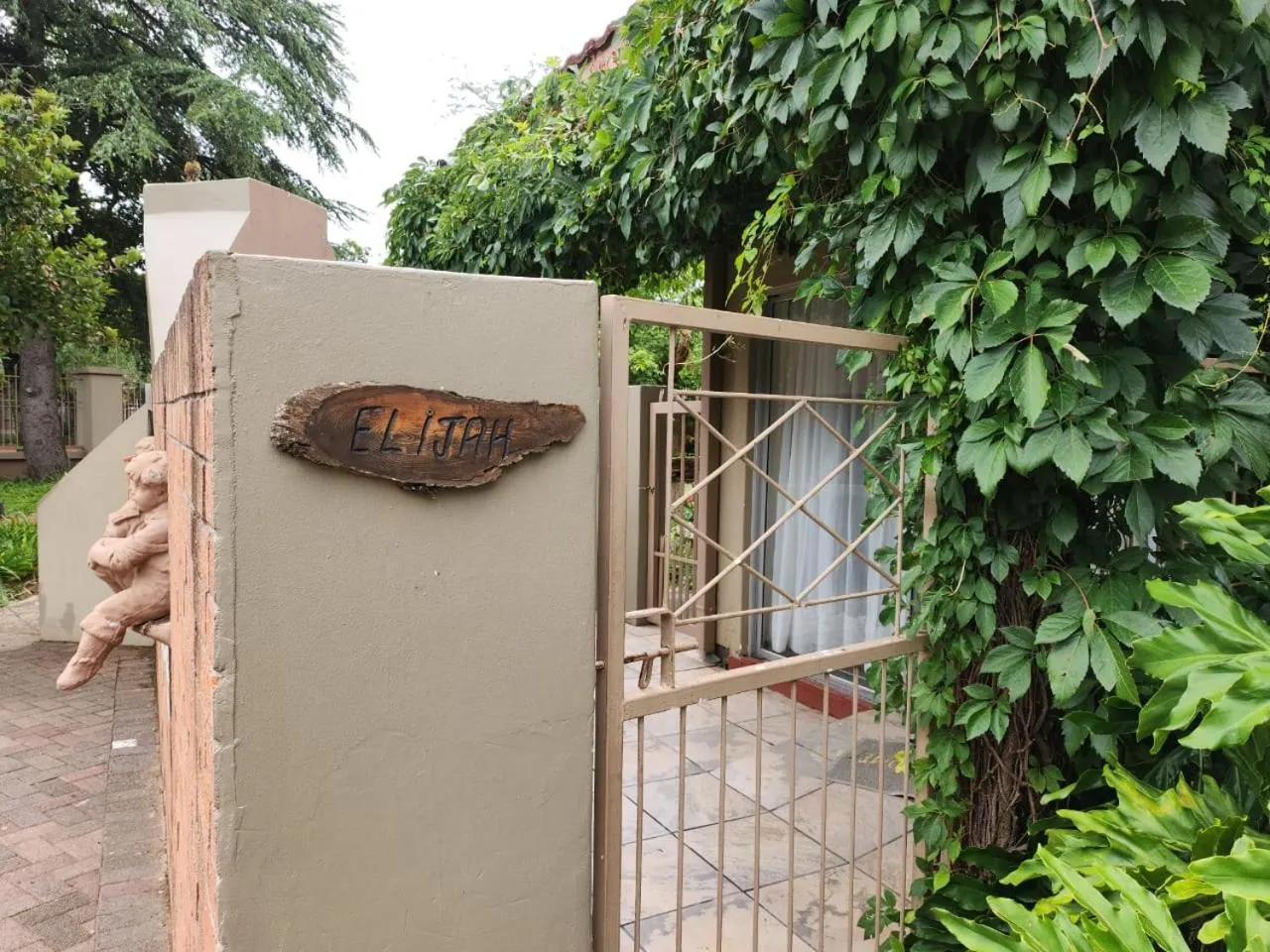 Facade/entrance in Rusplek Guesthouse and Conference Centre