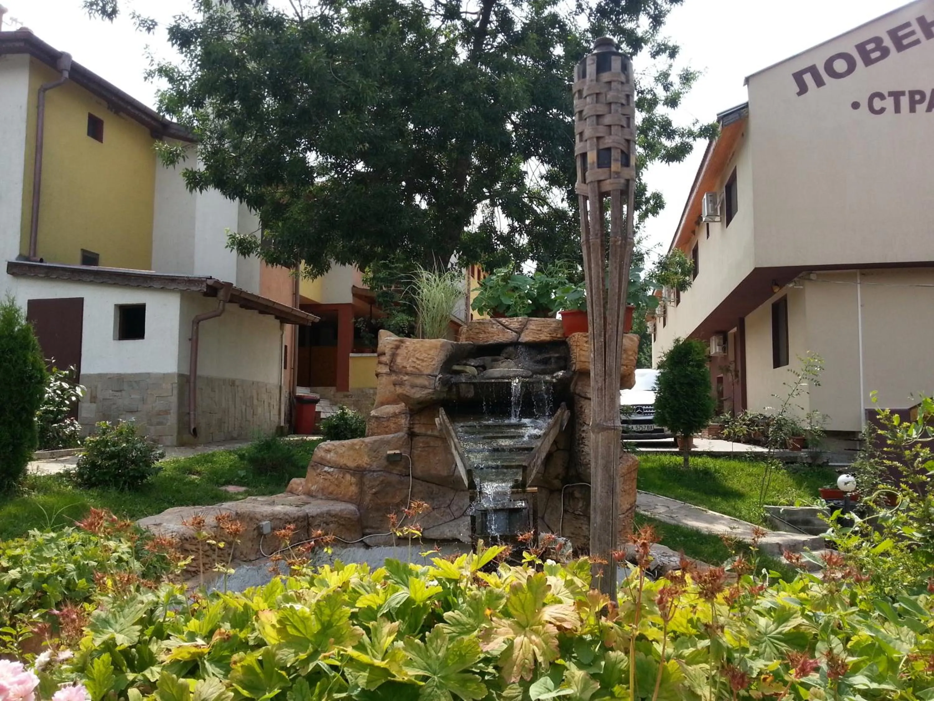 Facade/entrance in Туристически комплекс"Странджа"