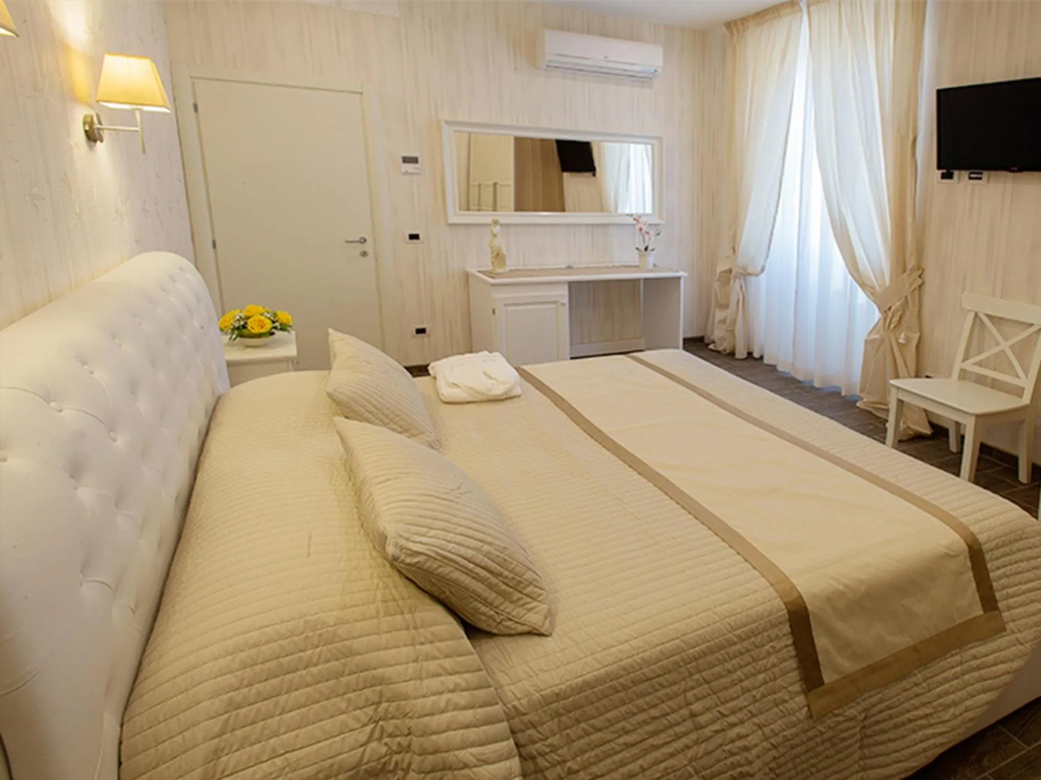 Photo of the whole room, Bed in Locanda di Mosconi