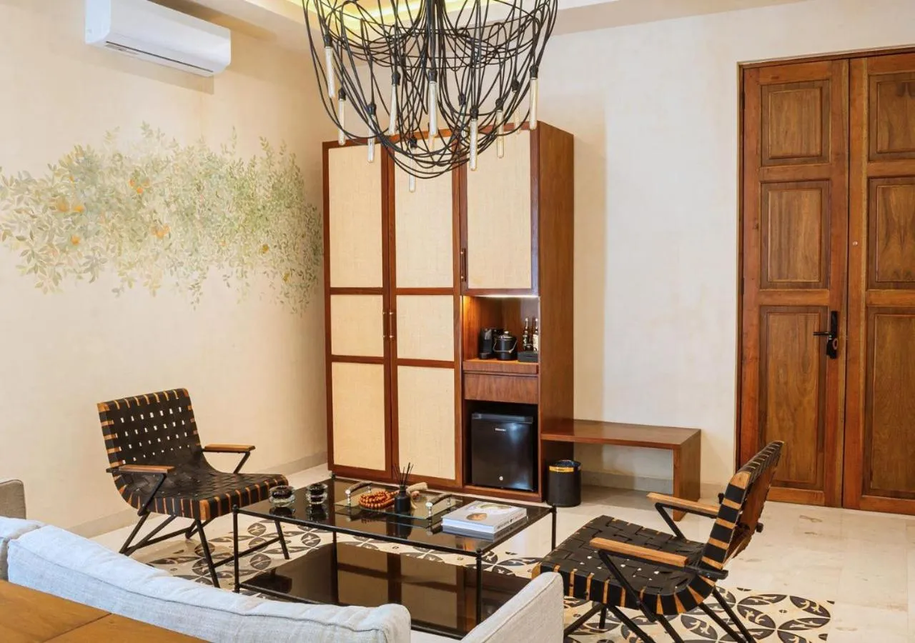 Seating area in Adoro Hotel Boutique