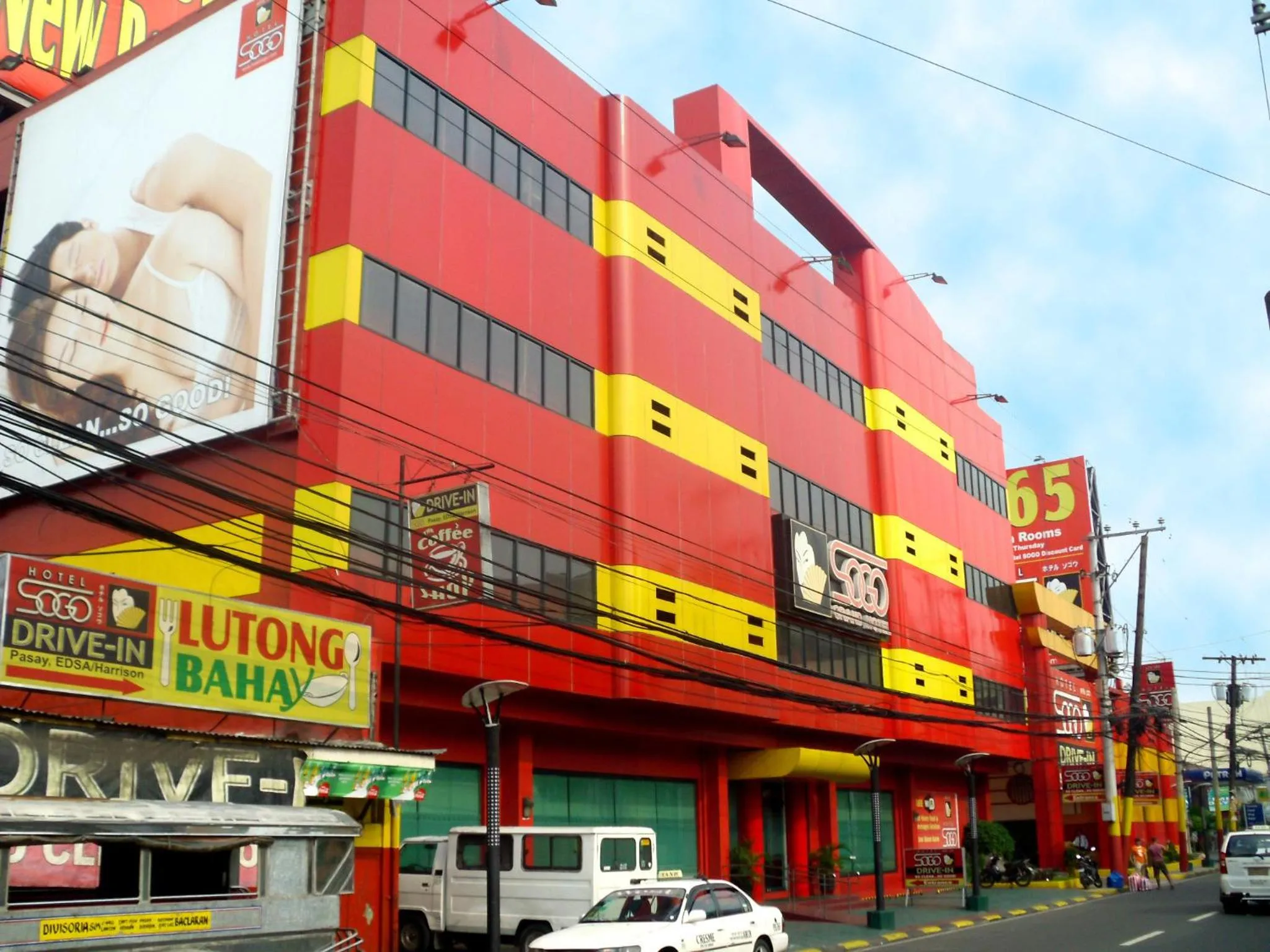 Facade/entrance in Hotel Sogo - EDSA, Pasay Harrison
