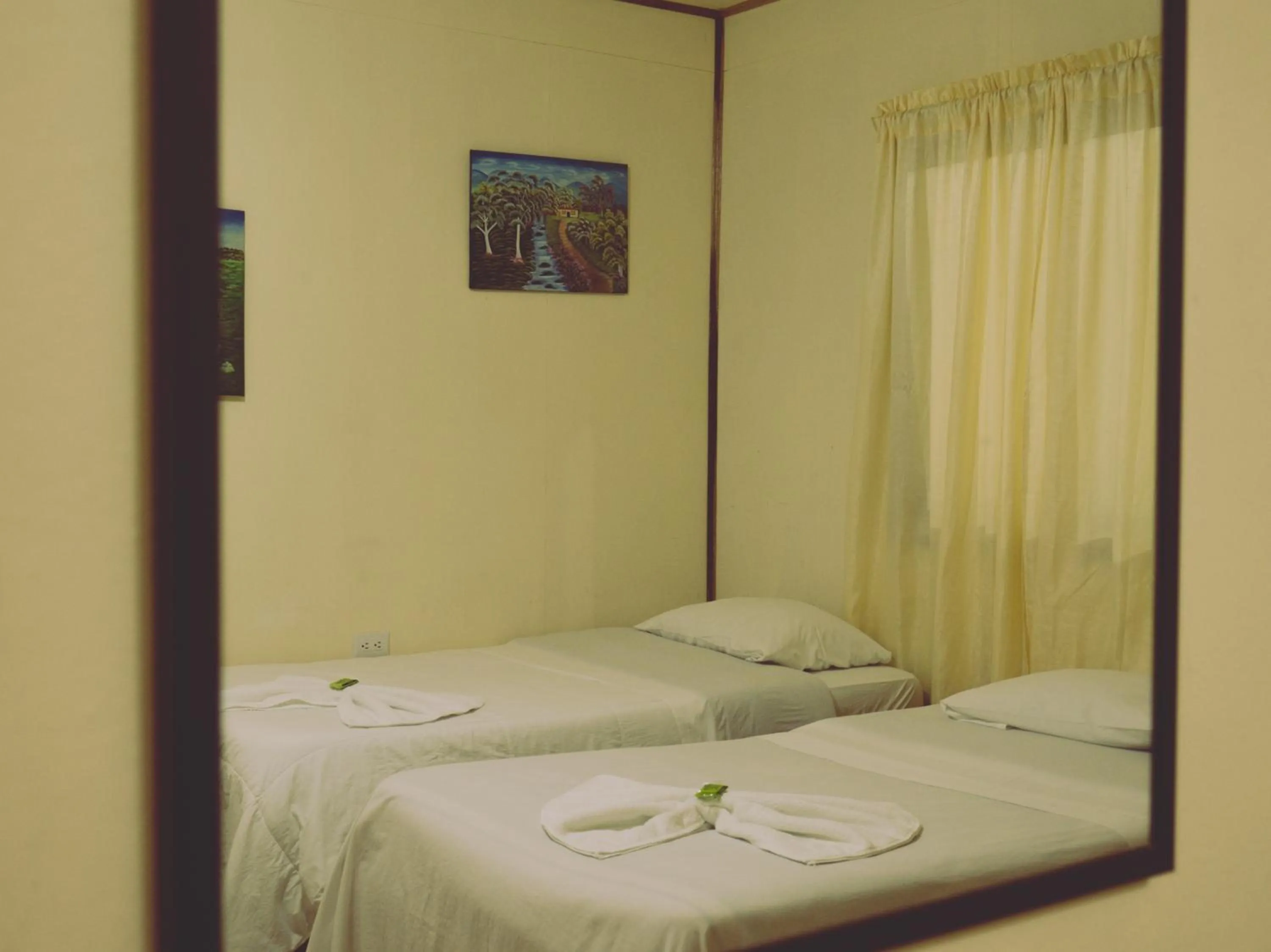 Bed in Monte Los Lirios Lodge