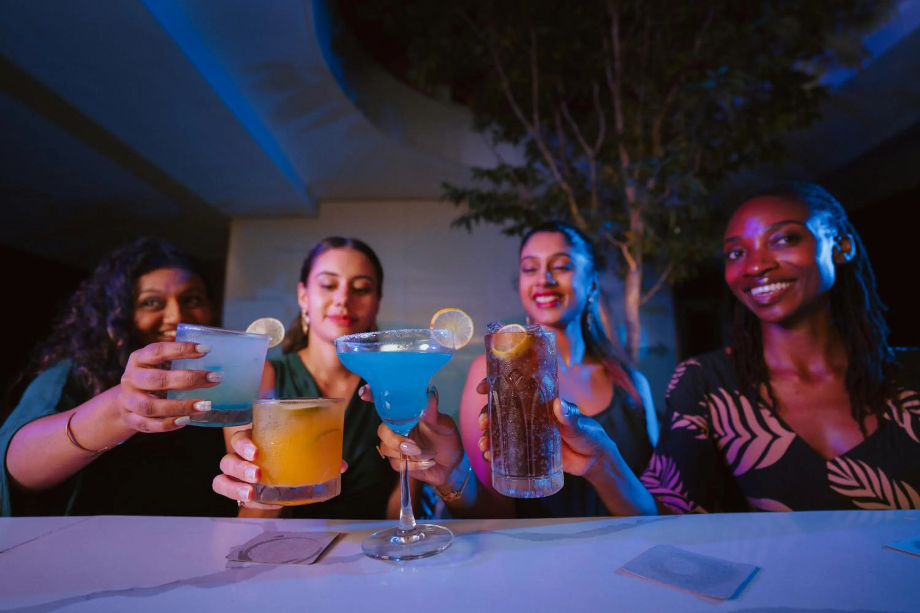 Drinks in Kandy Myst by Cinnamon