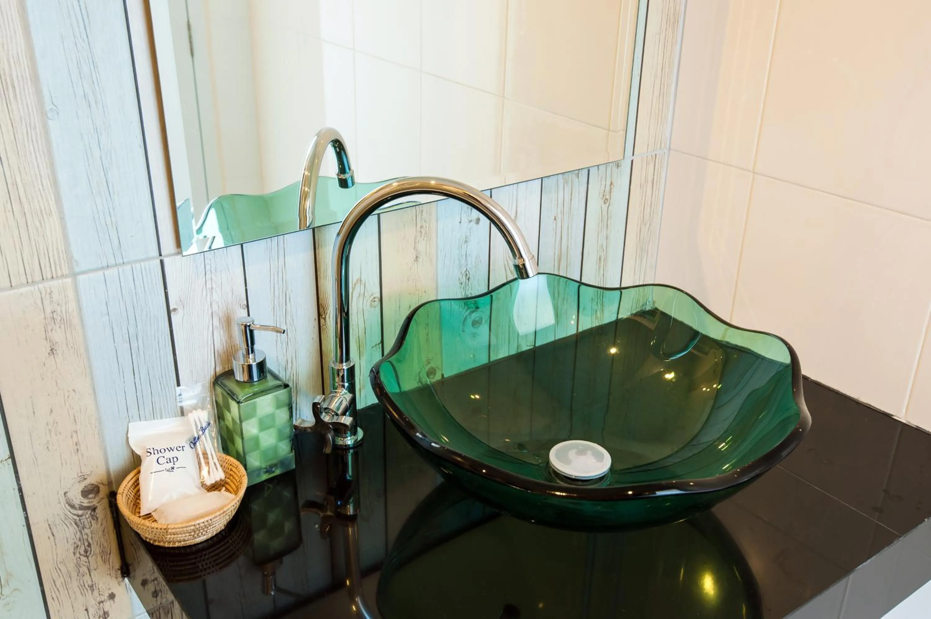 Bathroom in Jinda Resort