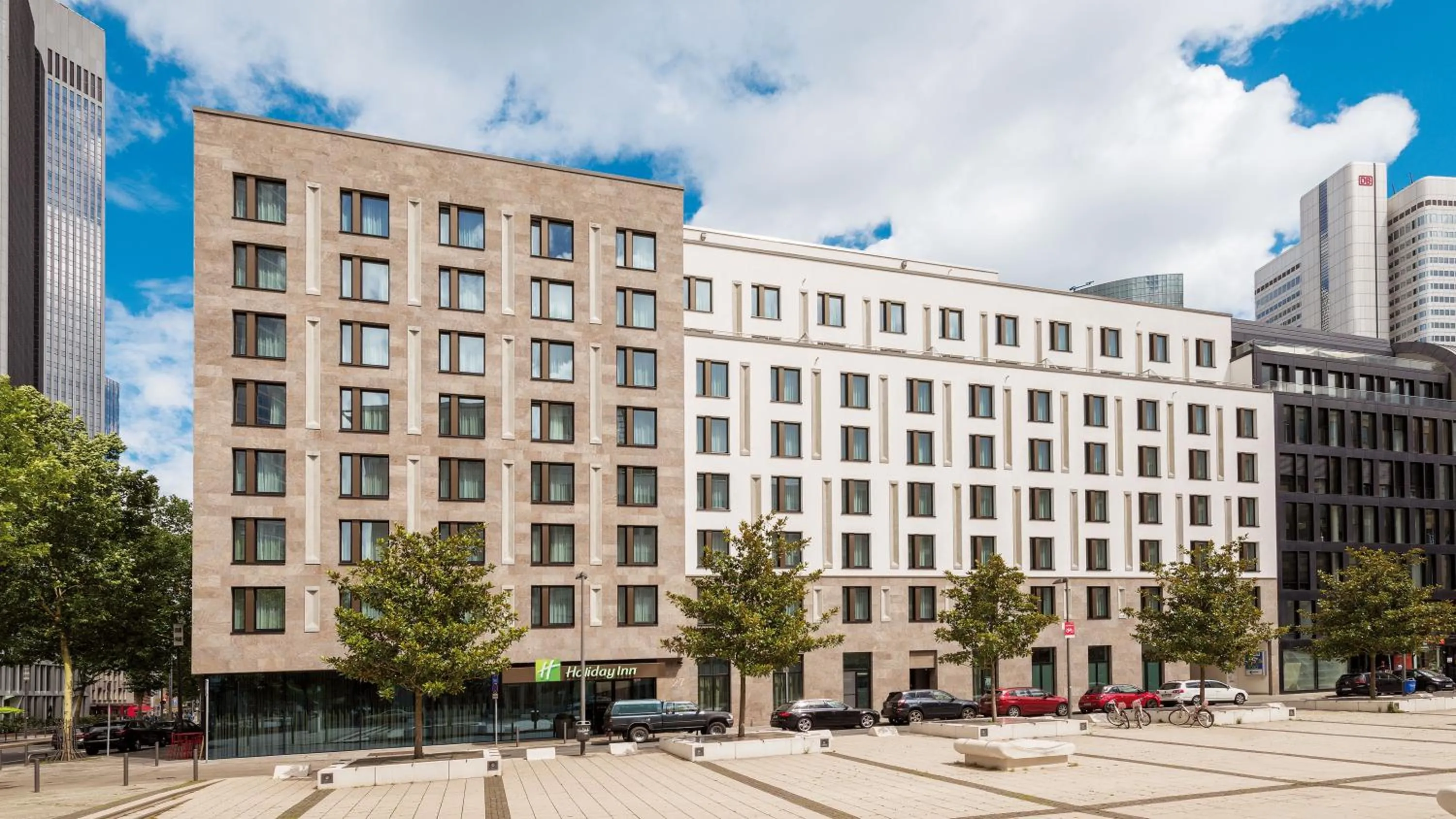 Property building in Holiday Inn Frankfurt - Alte Oper by IHG