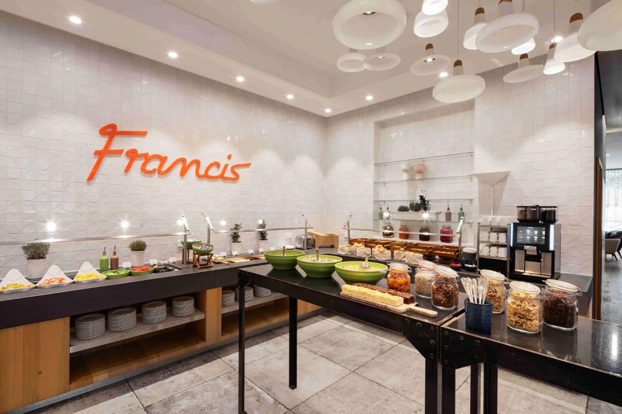 Breakfast in Holiday Inn Frankfurt - Alte Oper by IHG