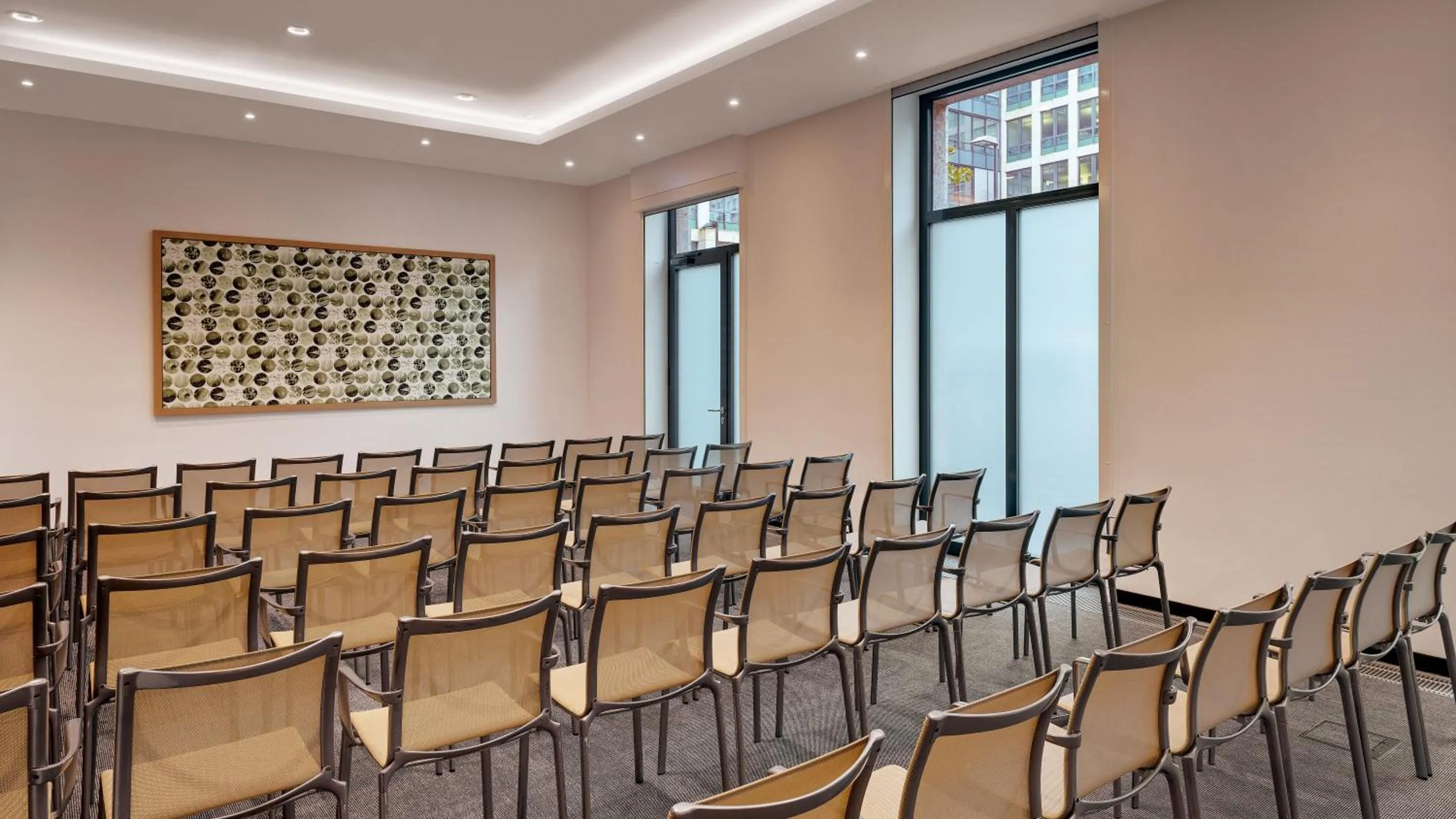 Meeting/conference room in Holiday Inn Frankfurt - Alte Oper by IHG