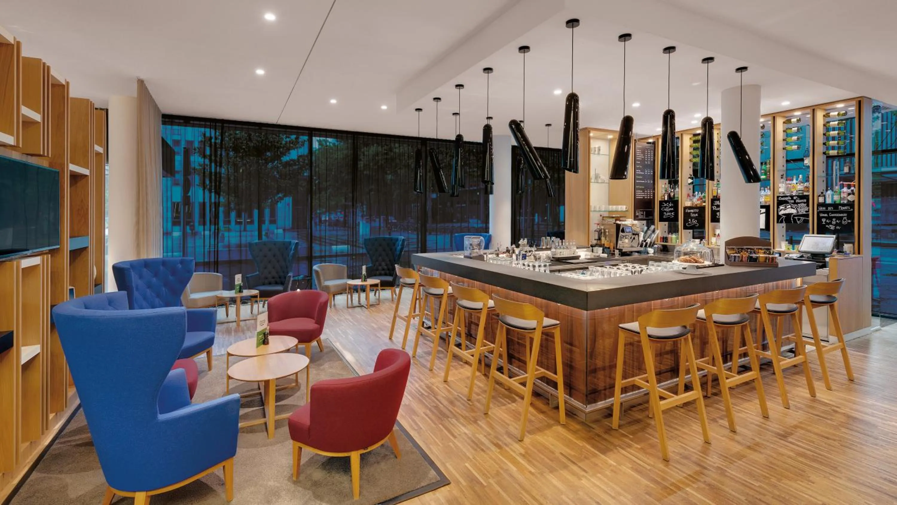 Property building in Holiday Inn Frankfurt - Alte Oper by IHG