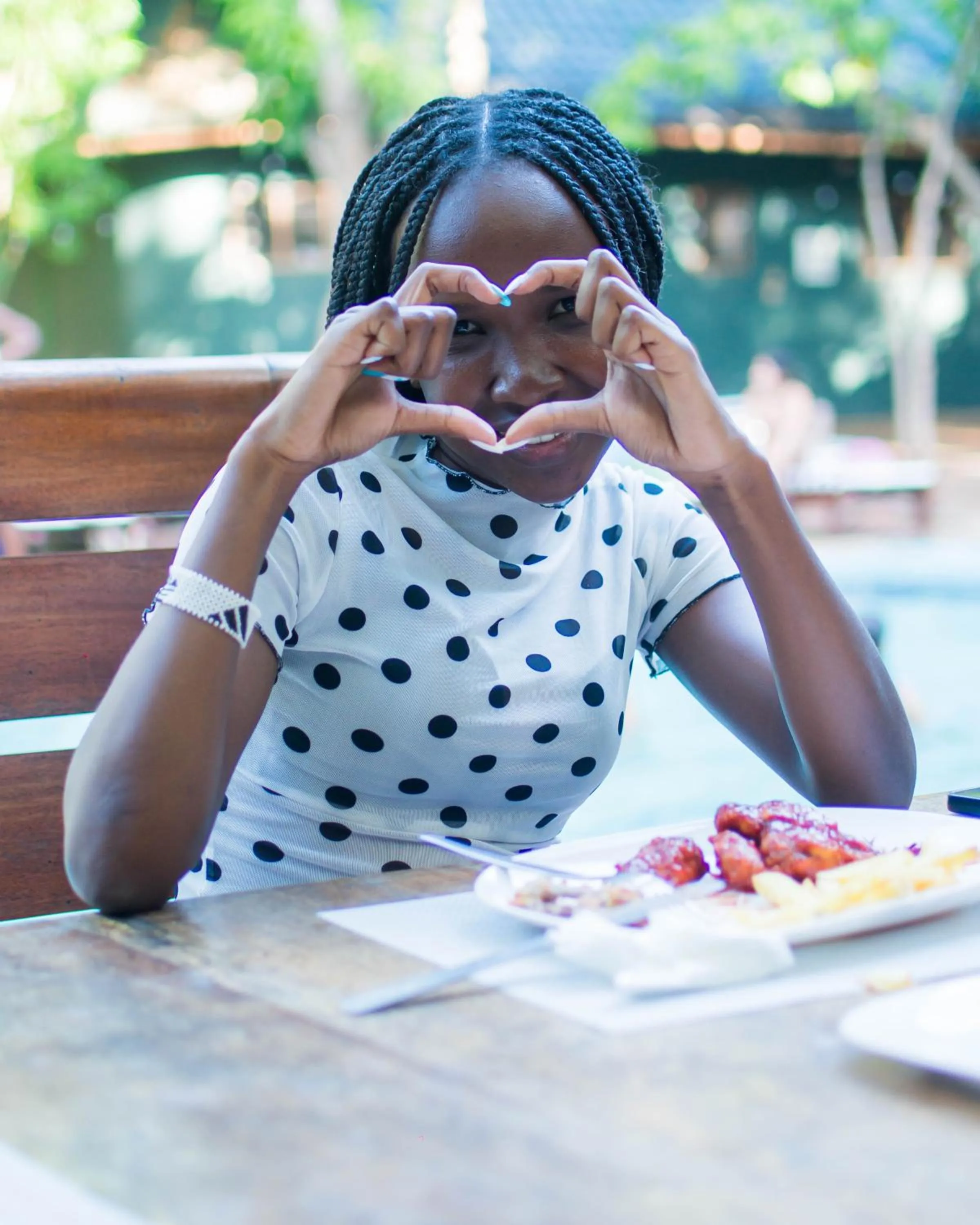 Restaurant/places to eat in Kijani Cottages Diani Beach