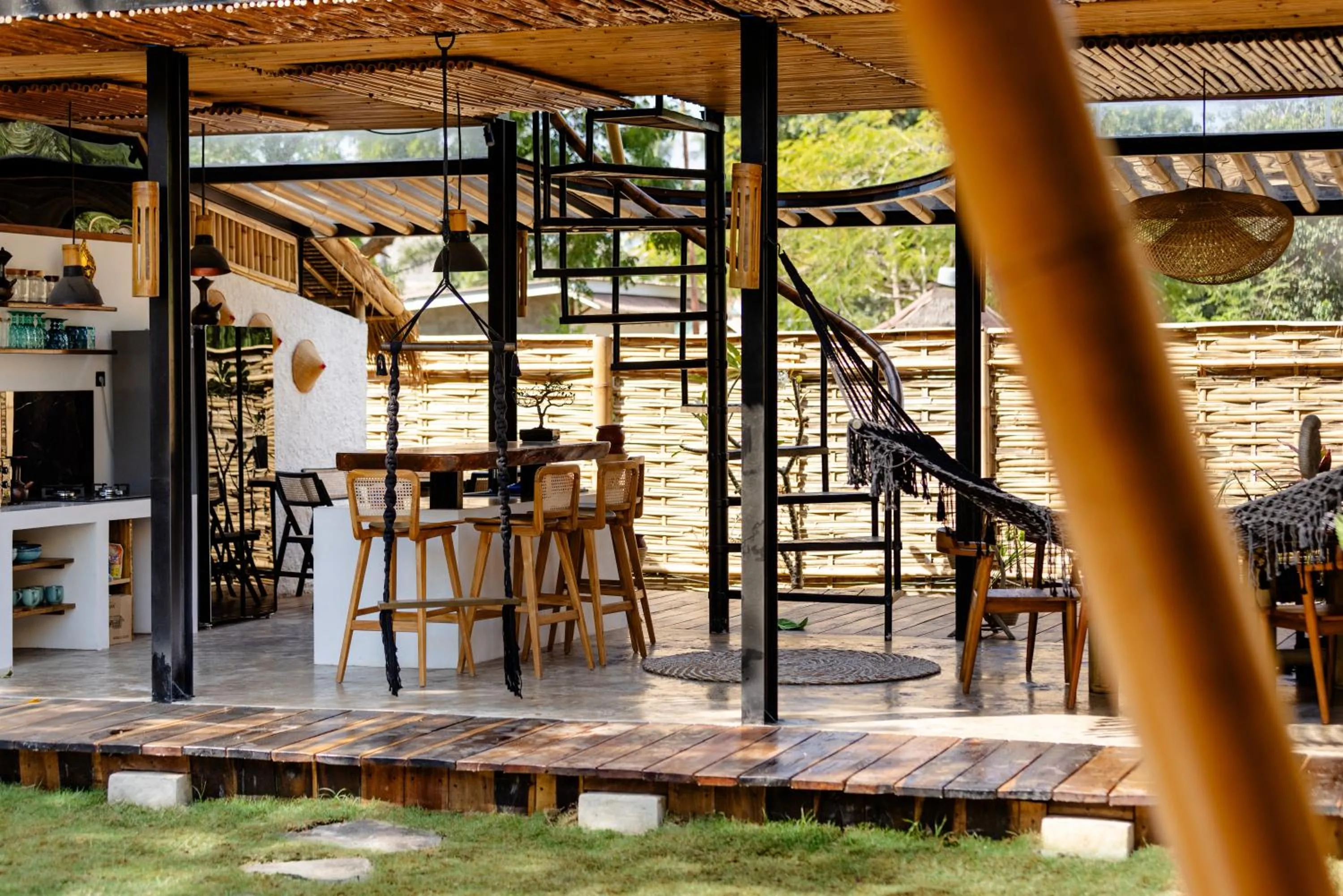 Kitchen or kitchenette in Villa Samyama