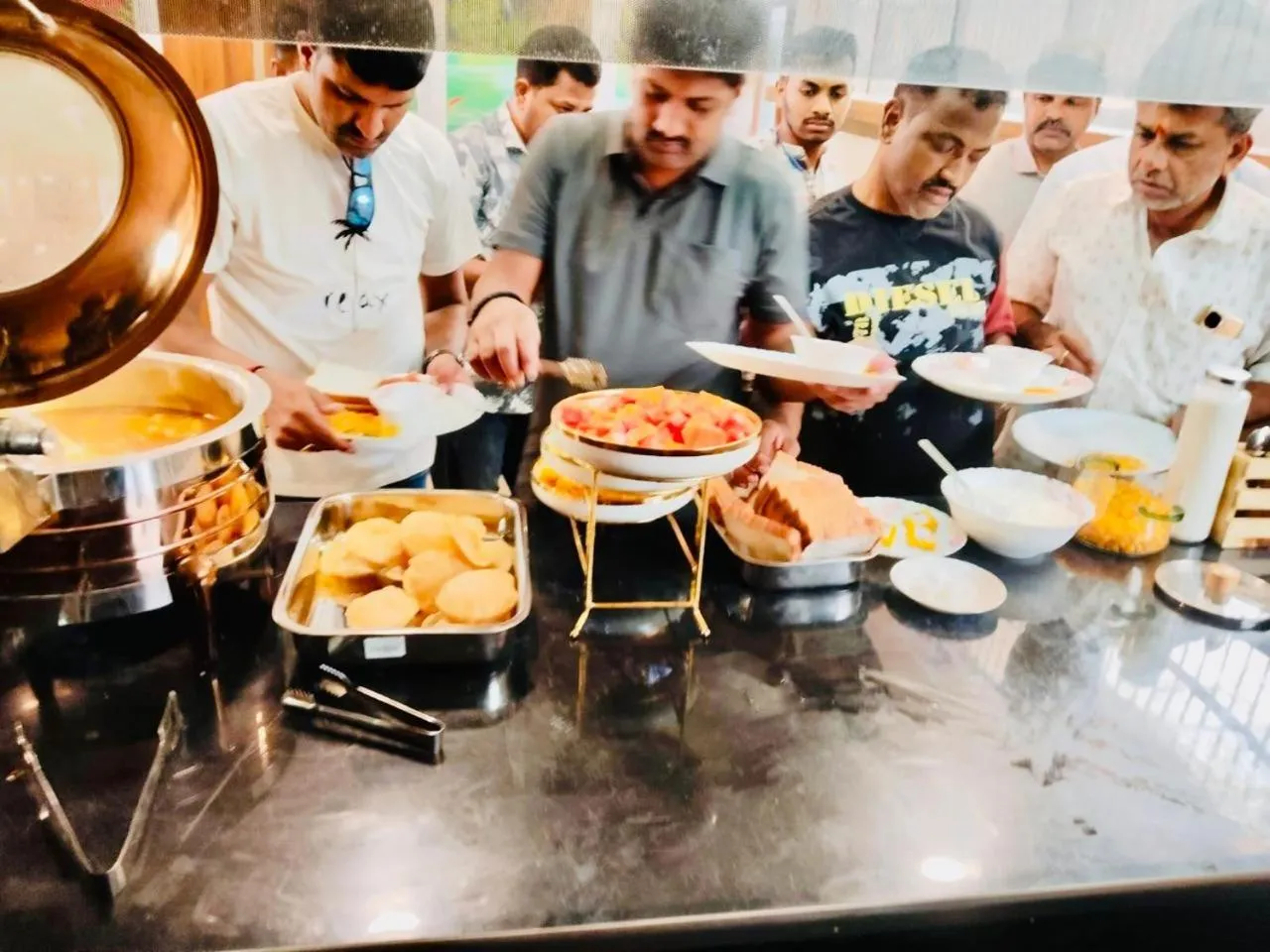 Breakfast in Hotel Ram Anandam Inn