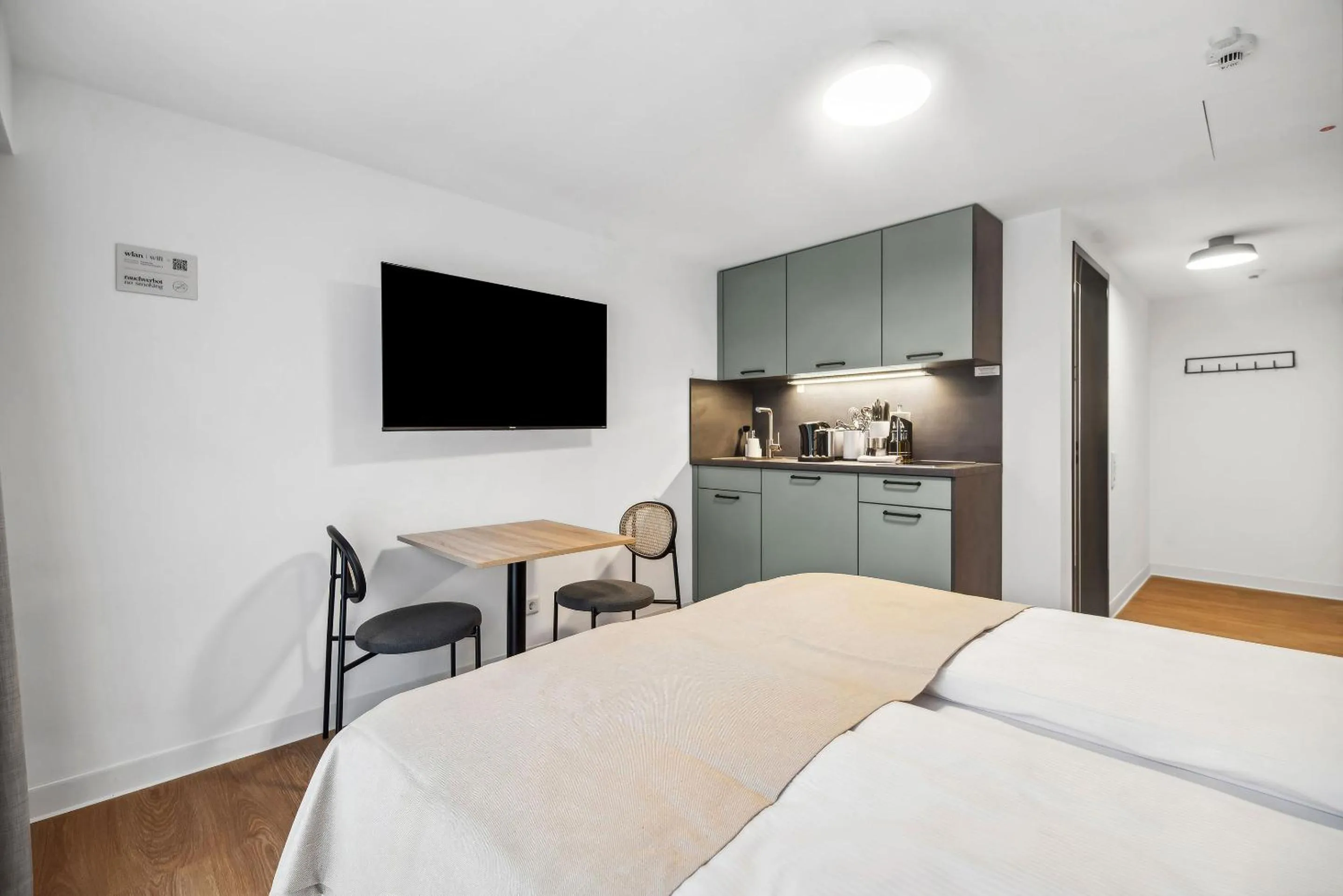 Bed in Limehome Kassel Wilhelmsstraße