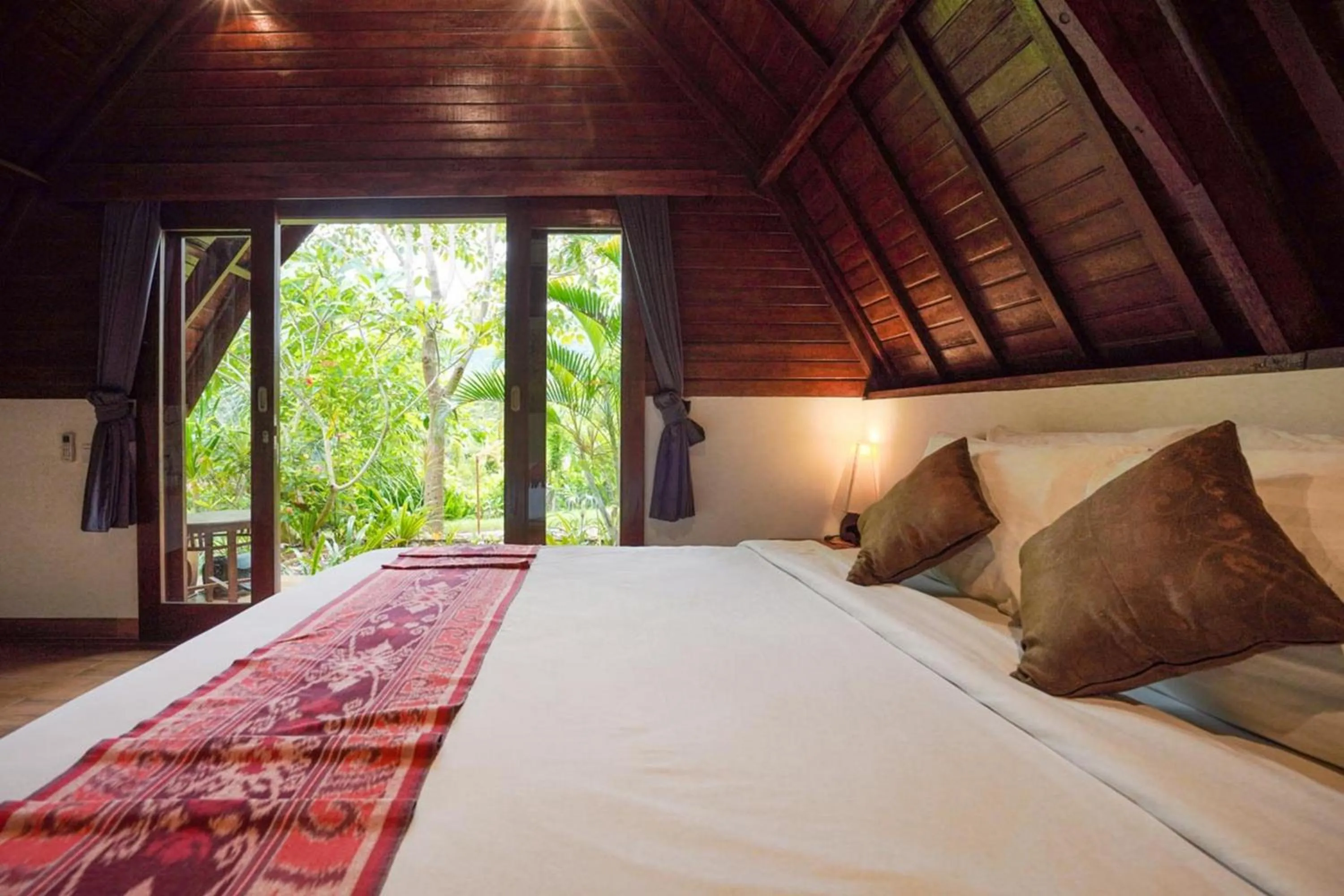 Bedroom in The Lavana Tanjung Lima Laboan Bajo Villas