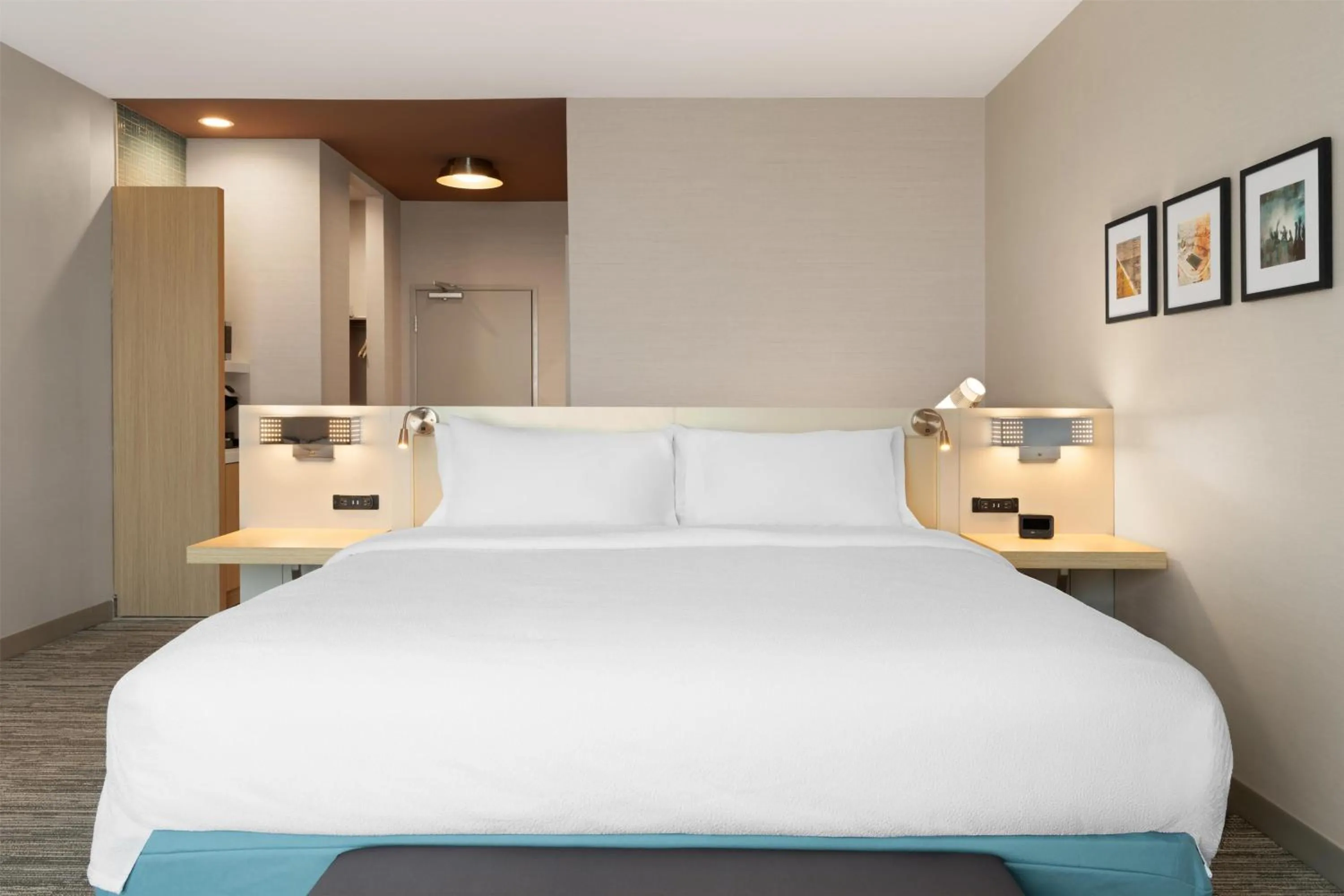 Bed in Hilton Garden Inn Austin Central