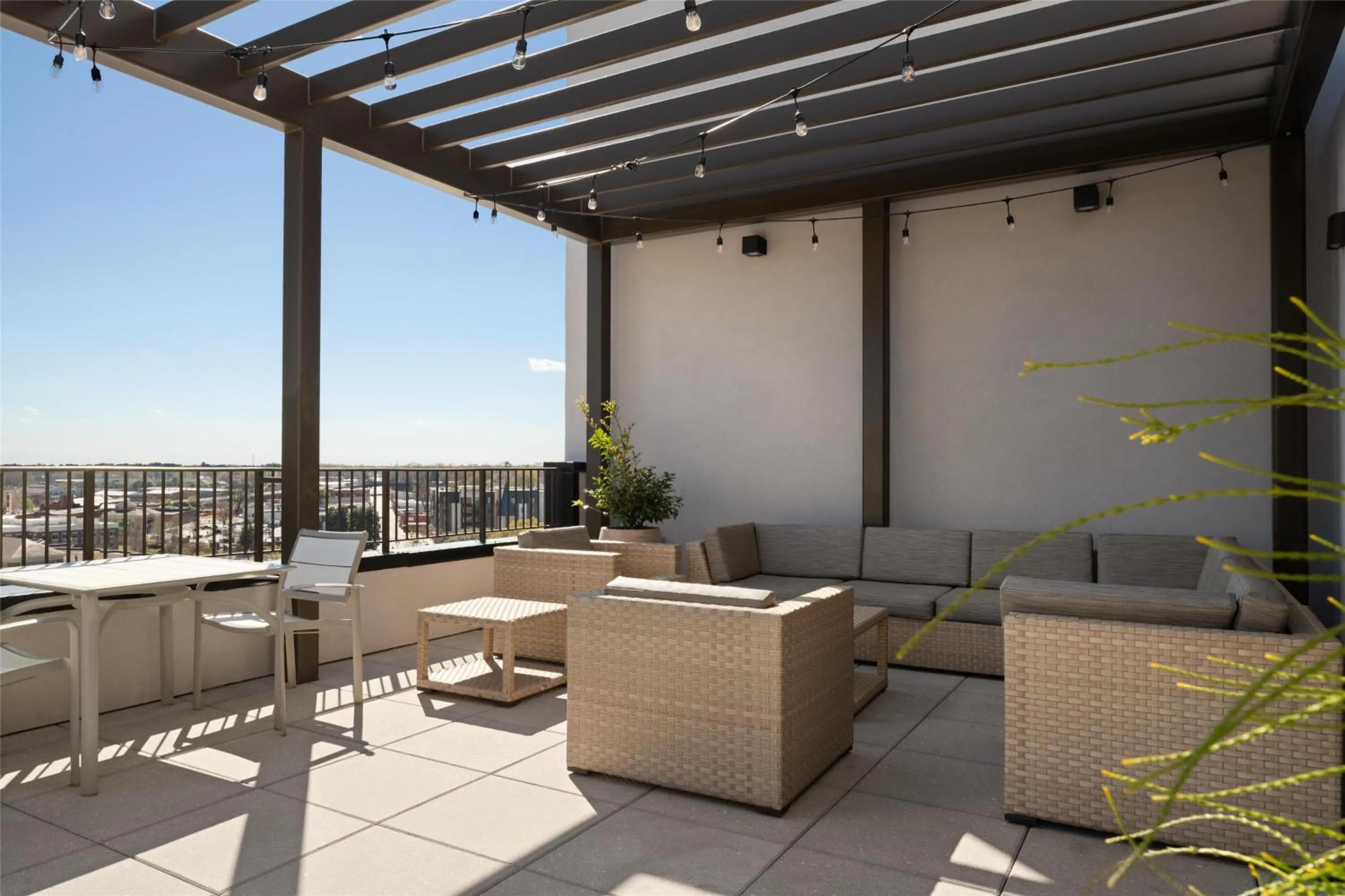 Restaurant/places to eat in Hilton Garden Inn Greenville University Area