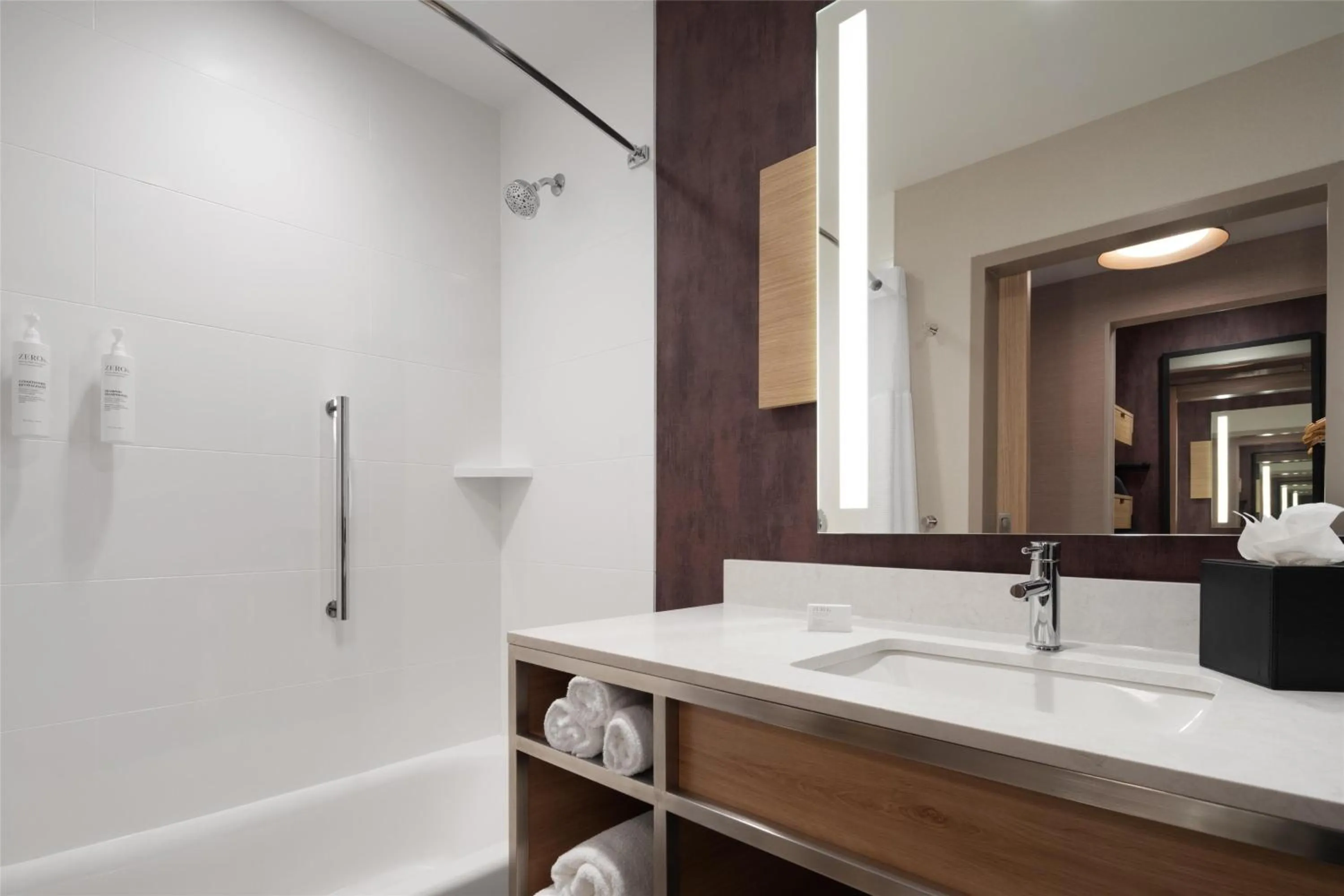 Bathroom in Hilton Garden Inn Greenville University Area