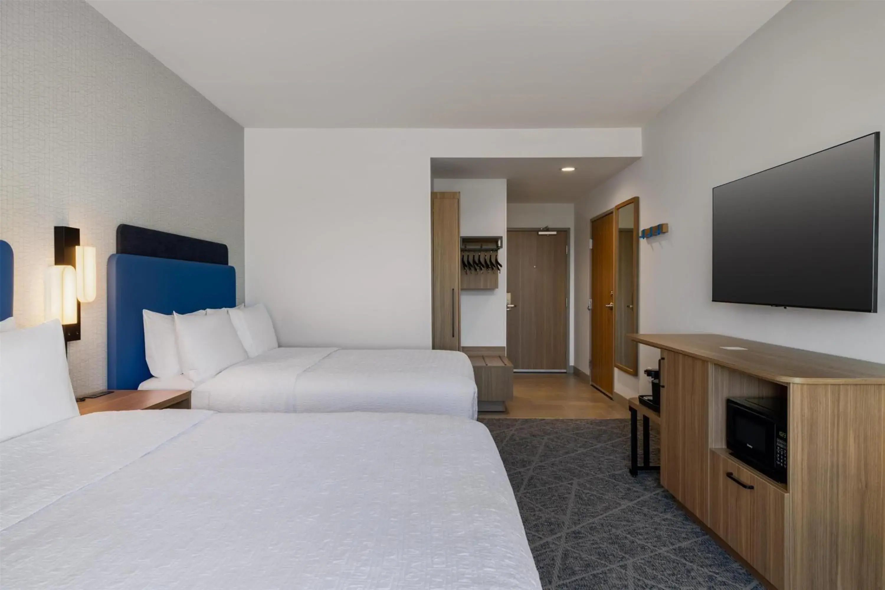 Queen Room with Two Queen Beds and Bath Tub - Mobility Access in Hampton Inn By Hilton Wichita Falls North Queen Room with Two Queen Beds and Bath Tub - Mobility Access in Hampton Inn By Hilton Wichita Falls North