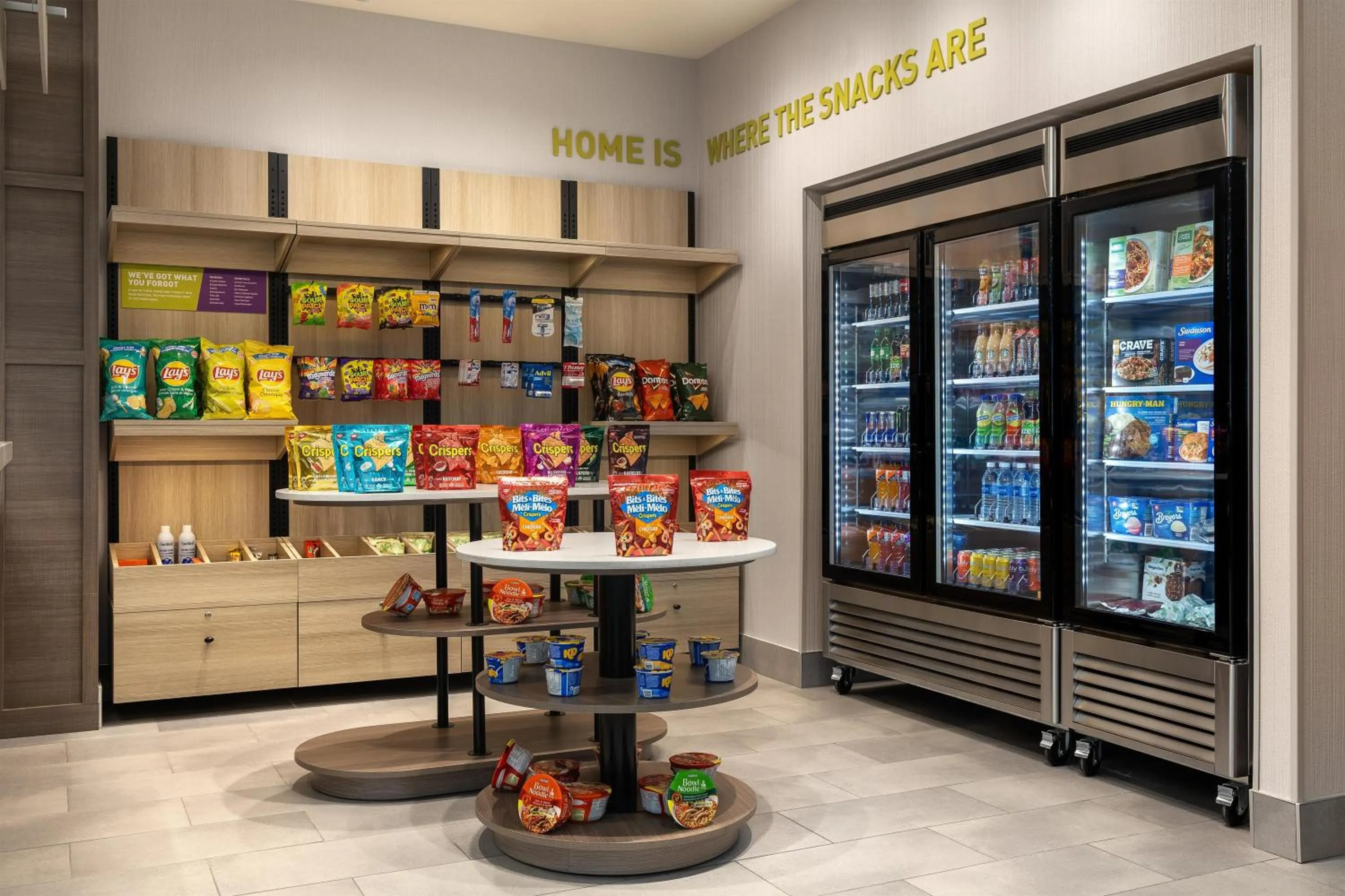 Restaurant/places to eat in Home2 Suites By Hilton Woodstock On