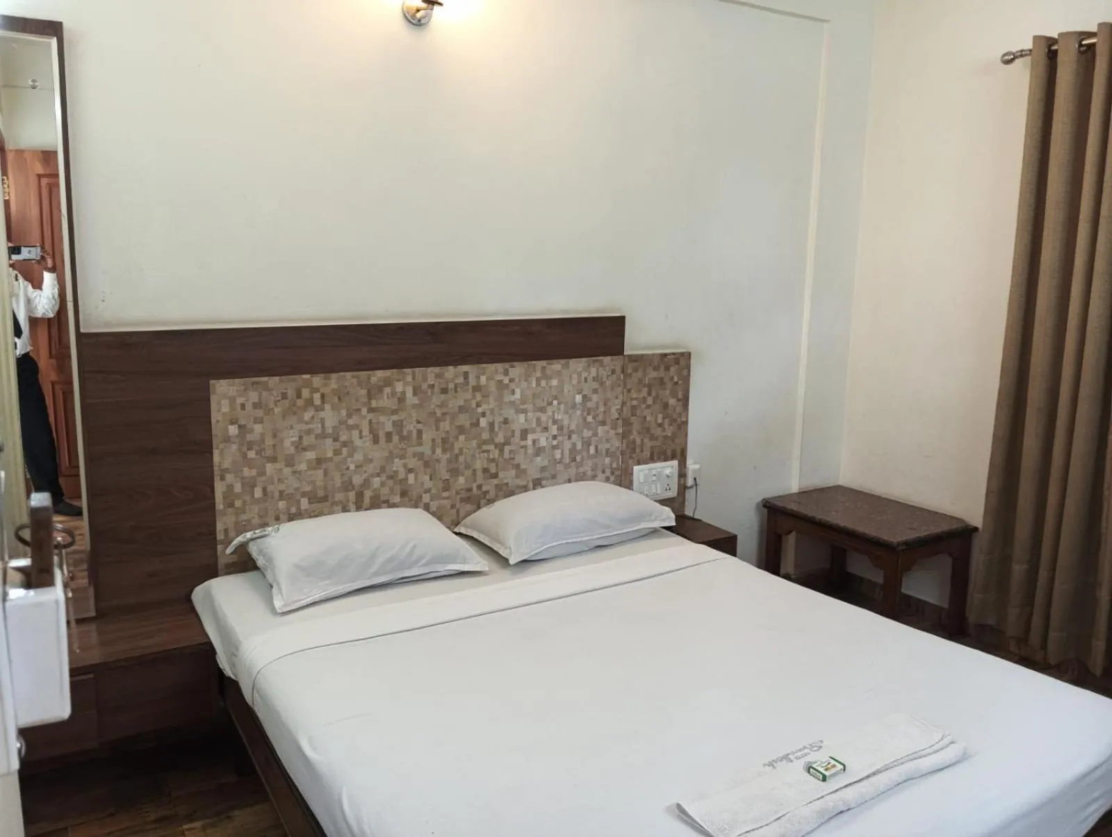 Bed in Hotel Swadesh Heritage