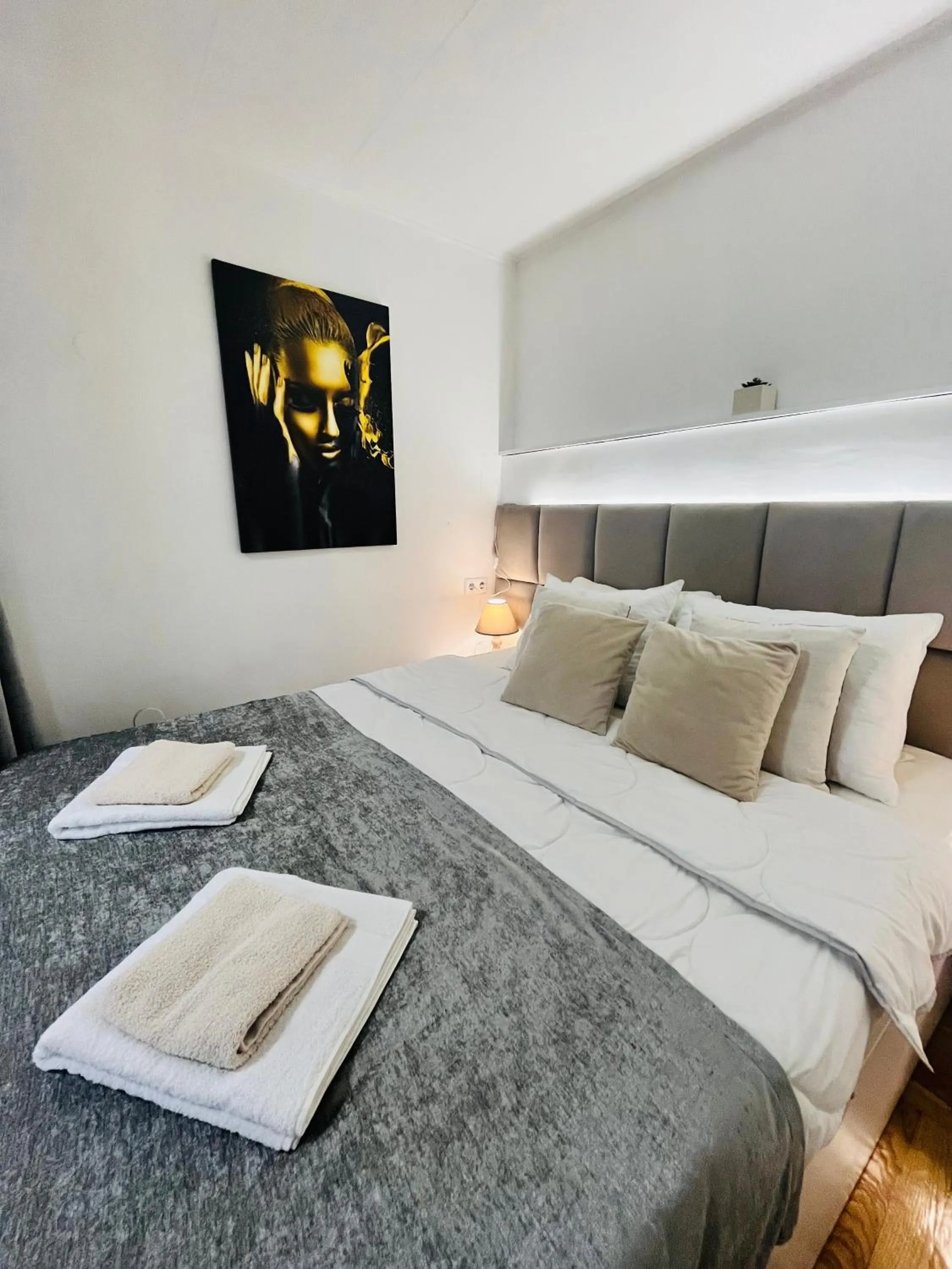 Bed in Apartment Irma