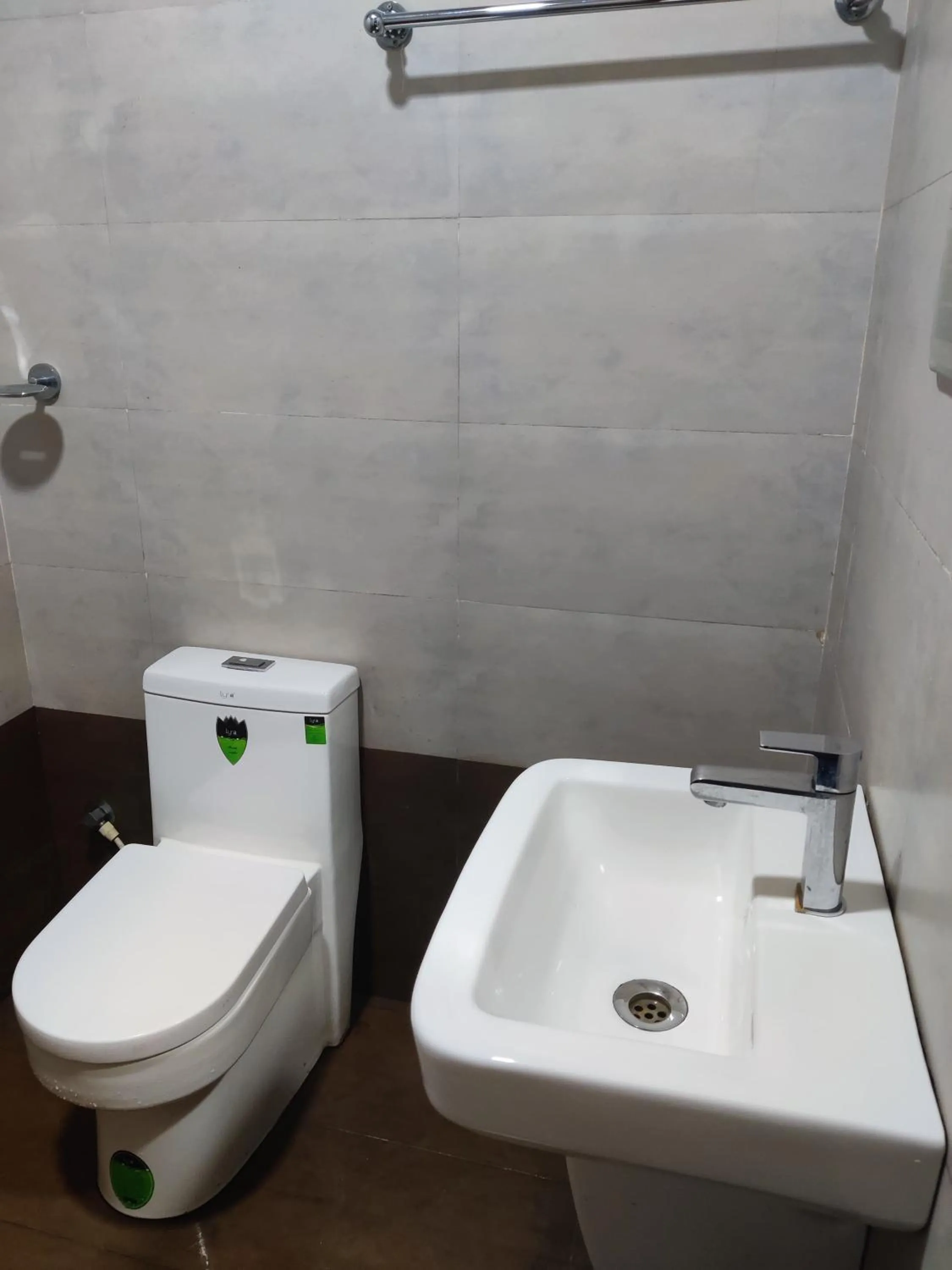 Toilet in Vista Al Rio