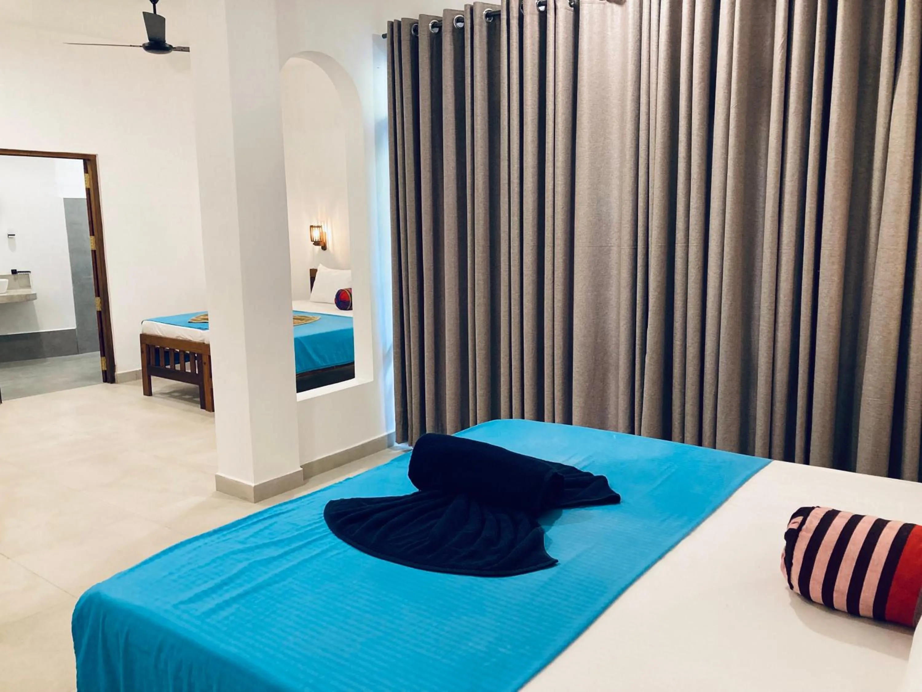 Bedroom, Bed in Seashore Mirissa