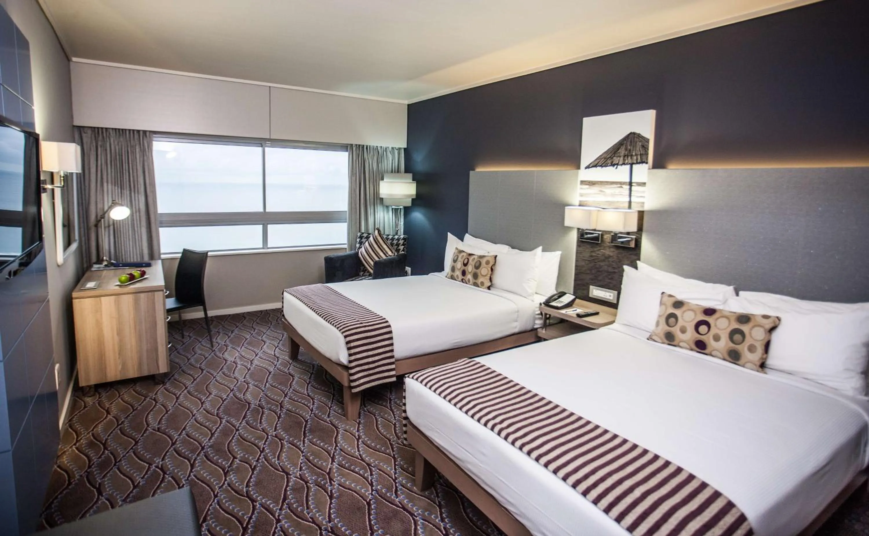 Bedroom, Bed in Garden Court Marine Parade