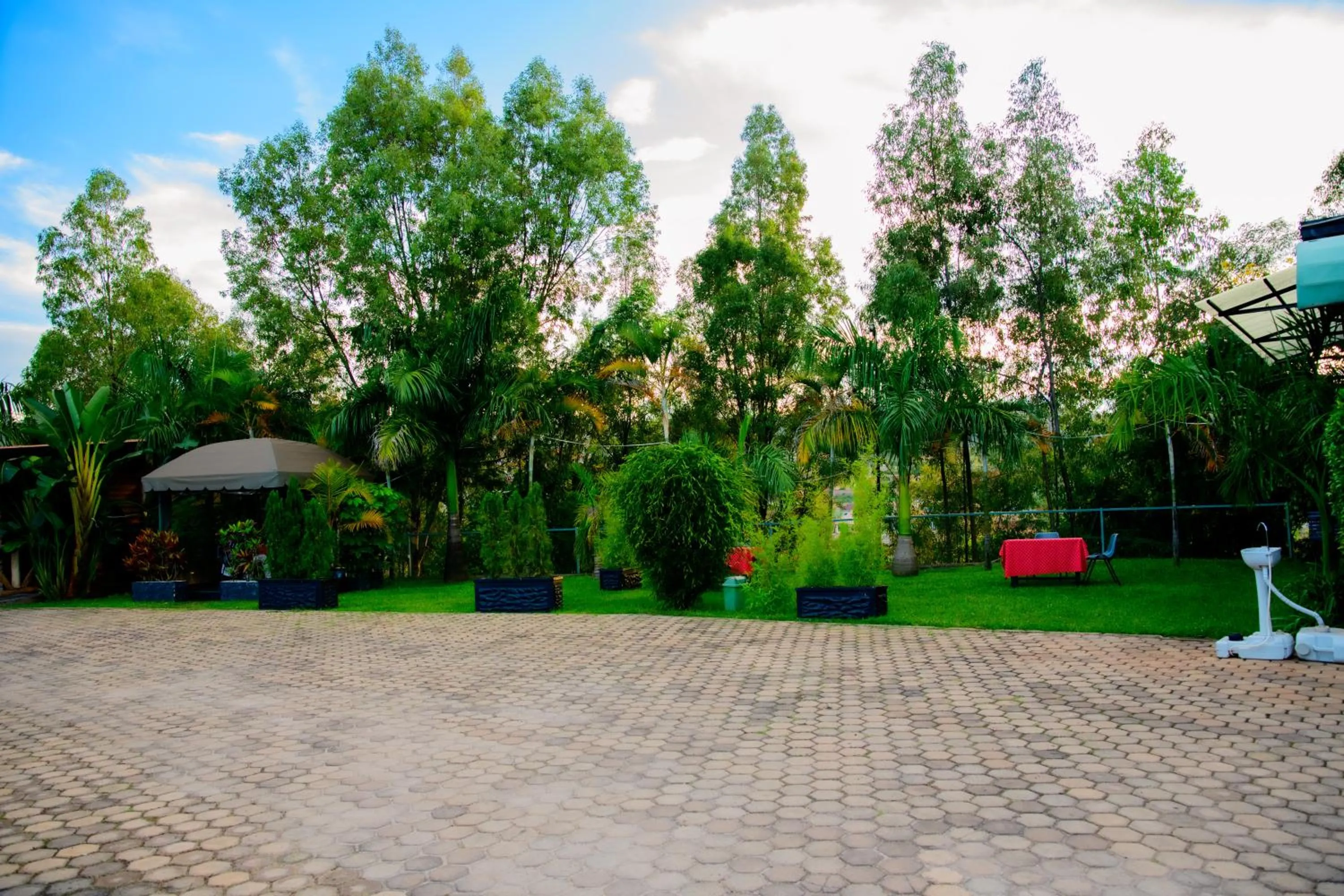 Quality Inn Hotel Kigali