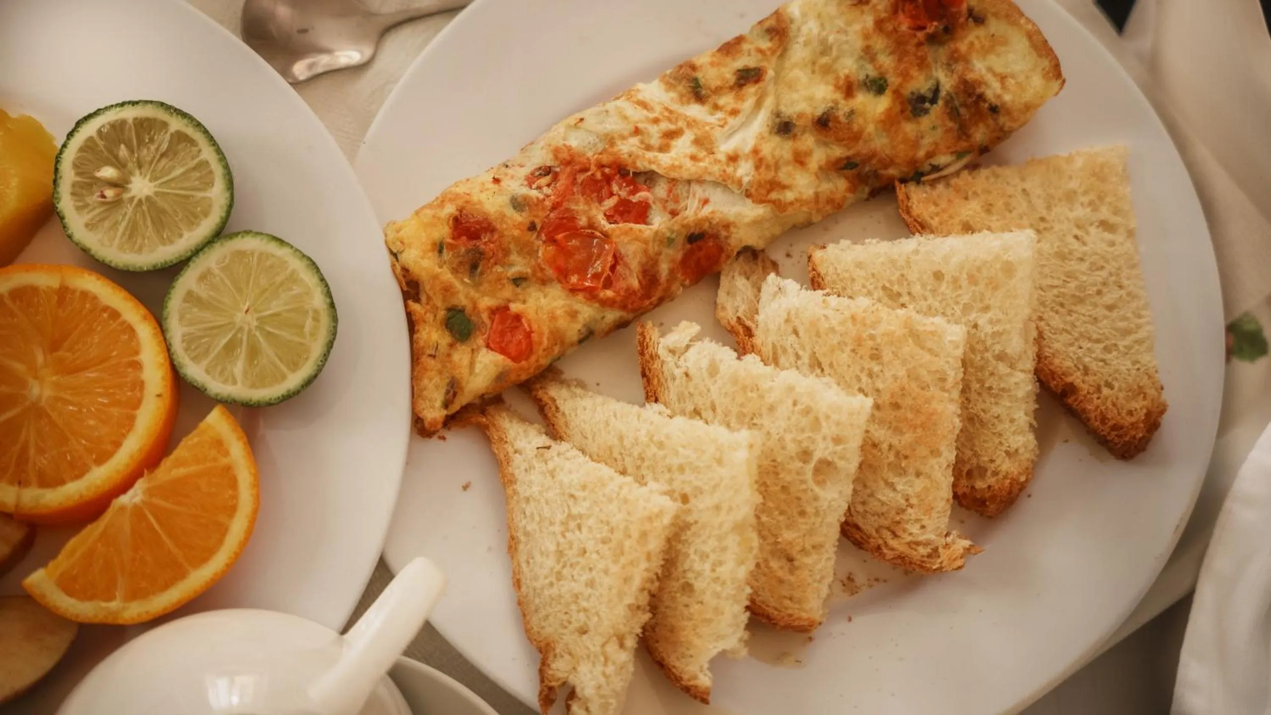 Breakfast in Quality Inn Hotel Kigali