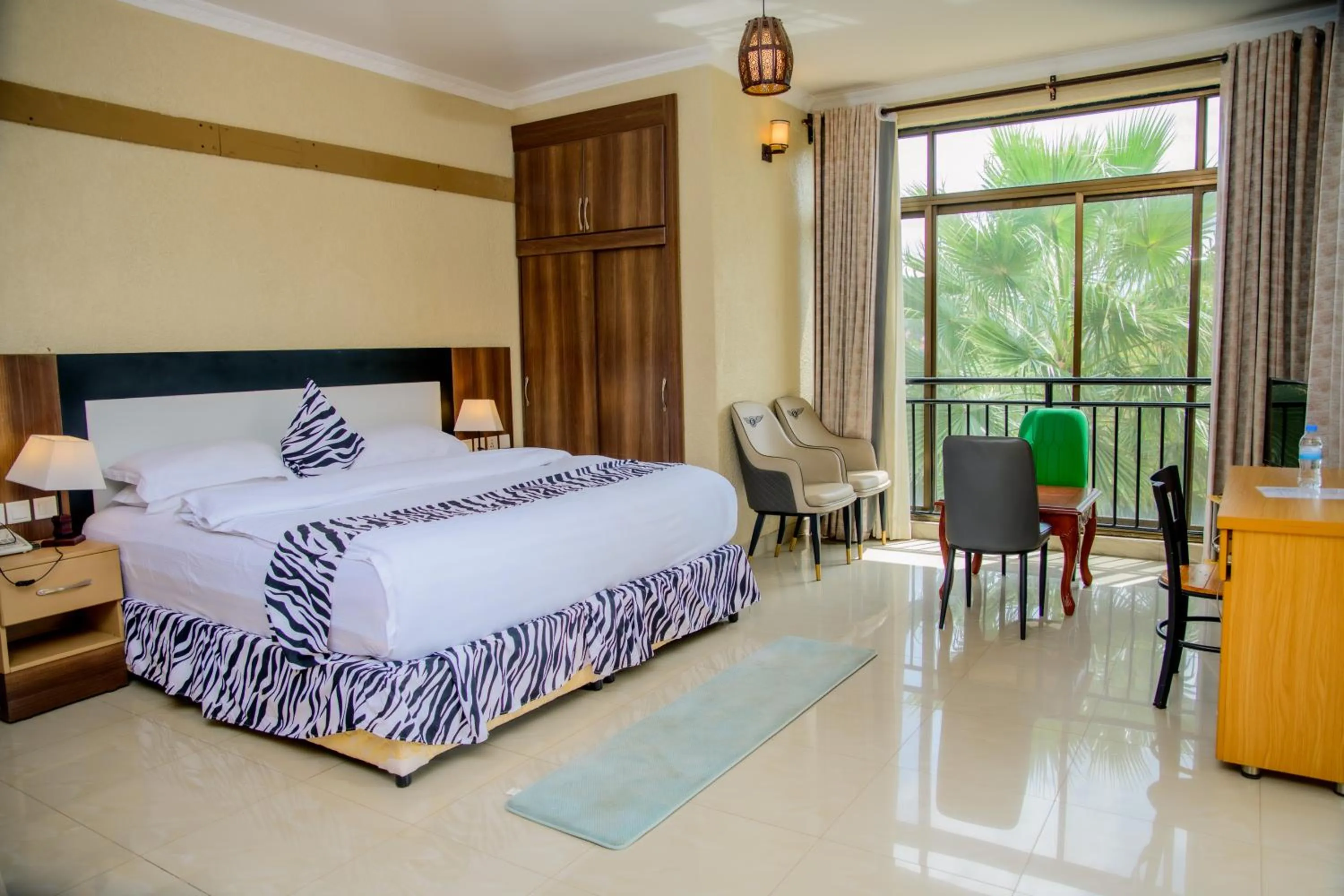 Bed in Quality Inn Hotel Kigali