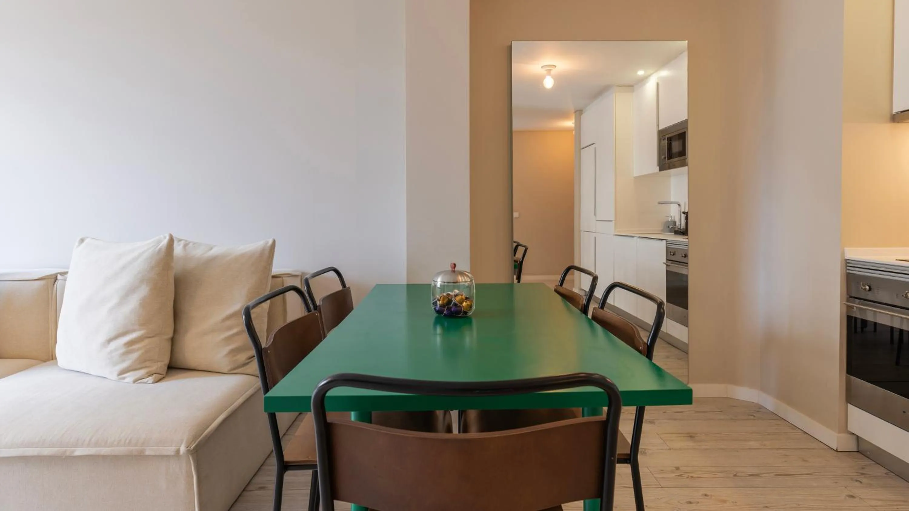 Dining area in Carmo 43