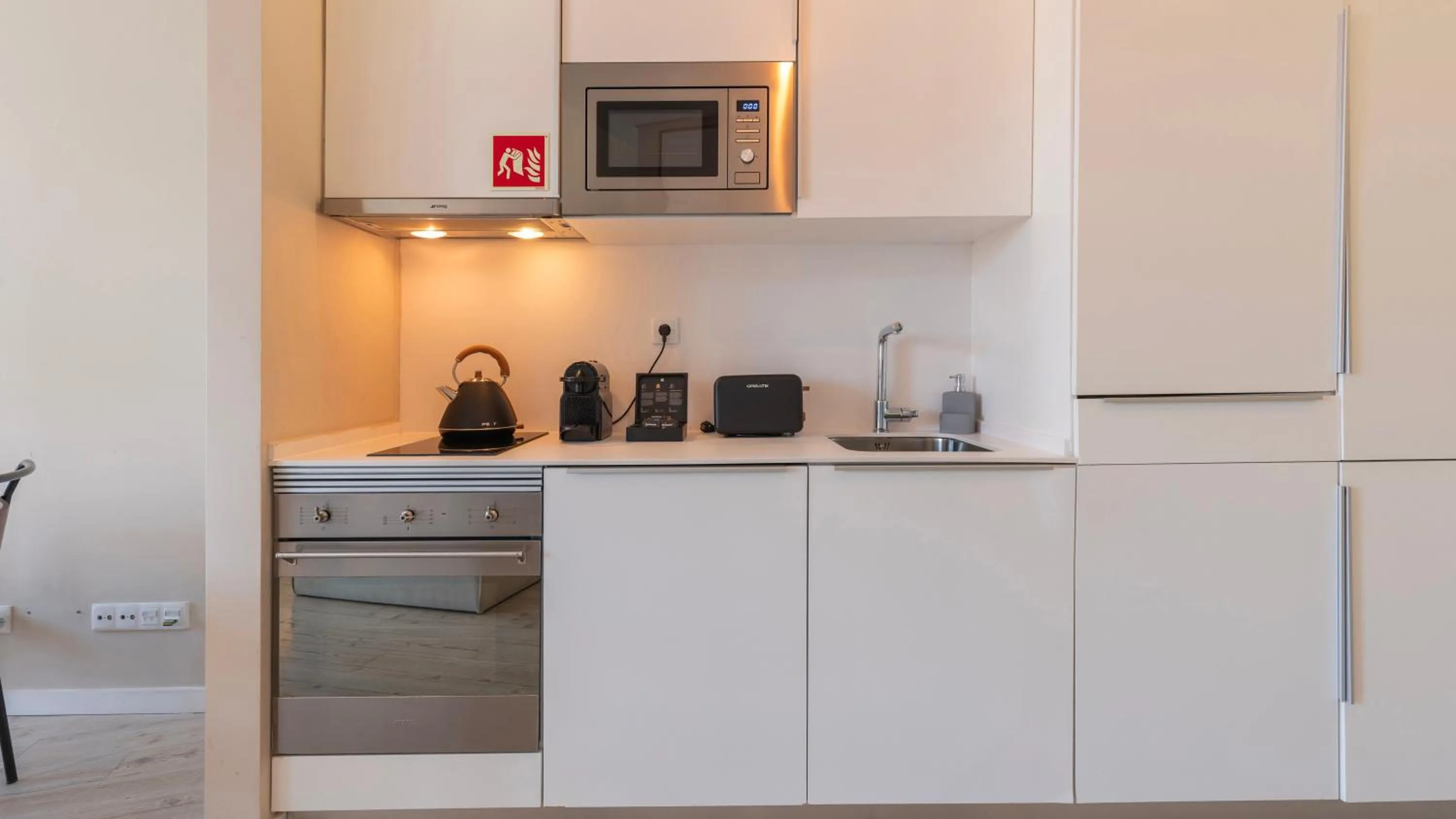 Kitchen or kitchenette in Carmo 43