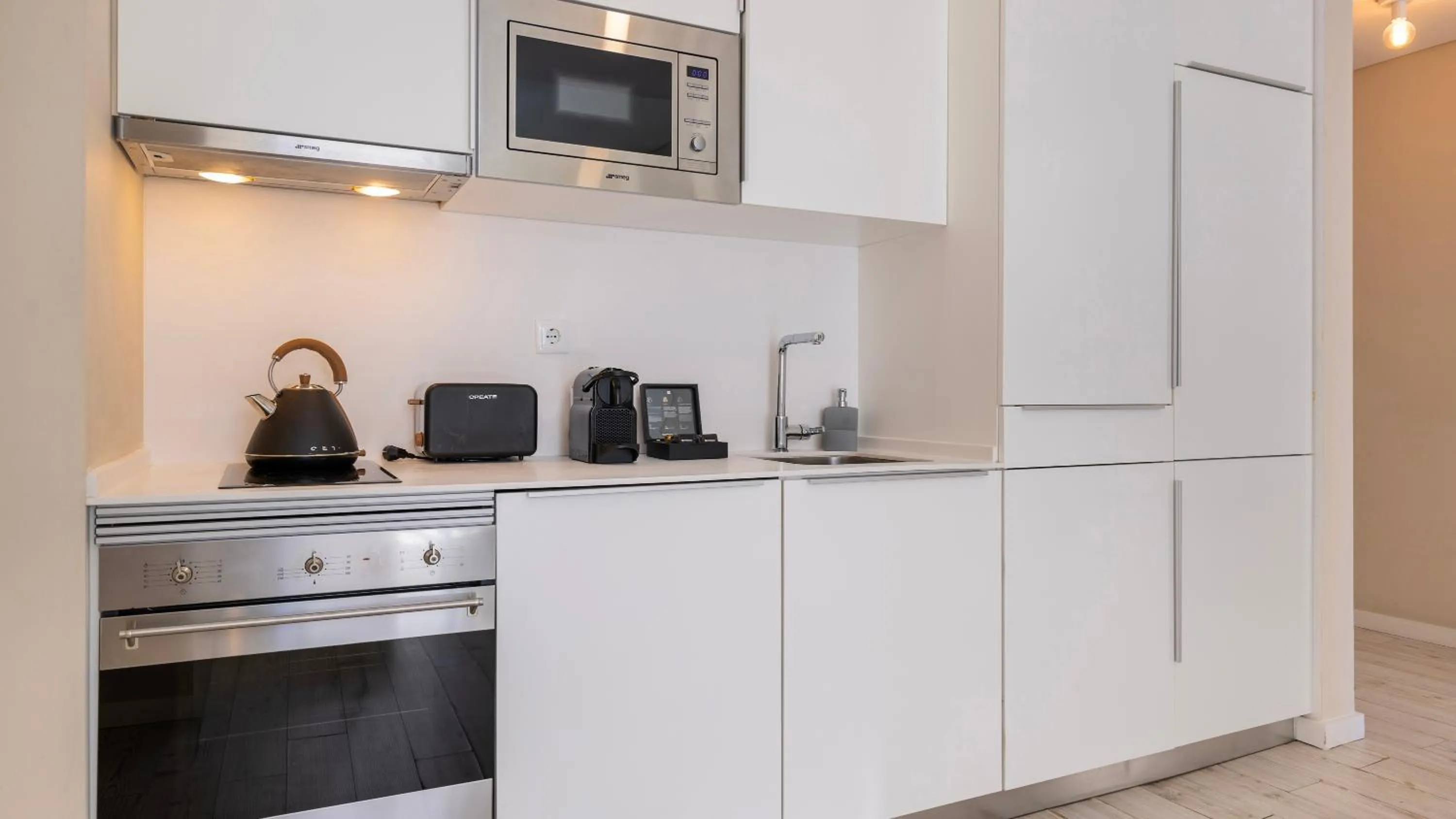 Kitchen or kitchenette in Carmo 43