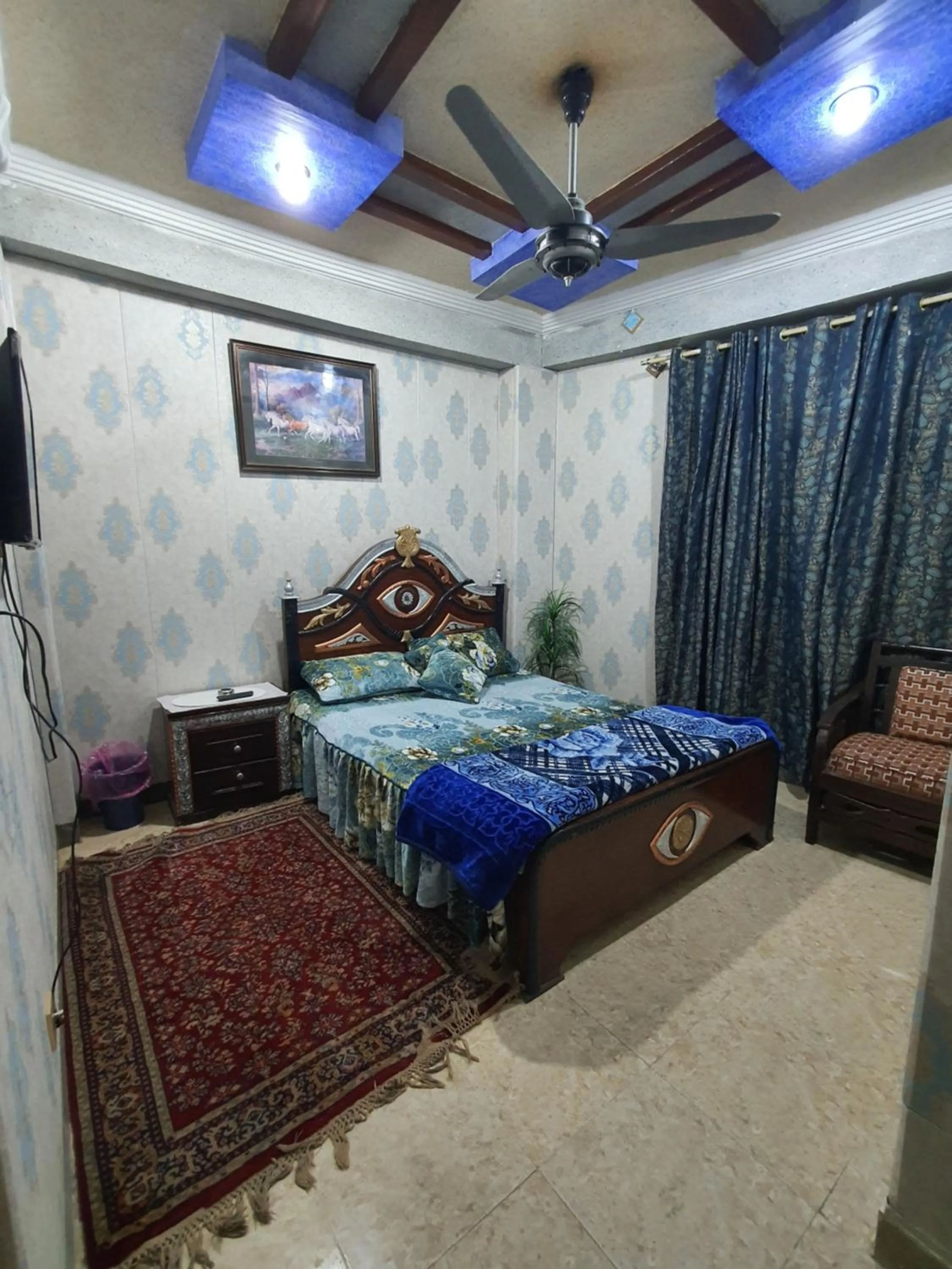 Bed in AK Hotel Abbottabad