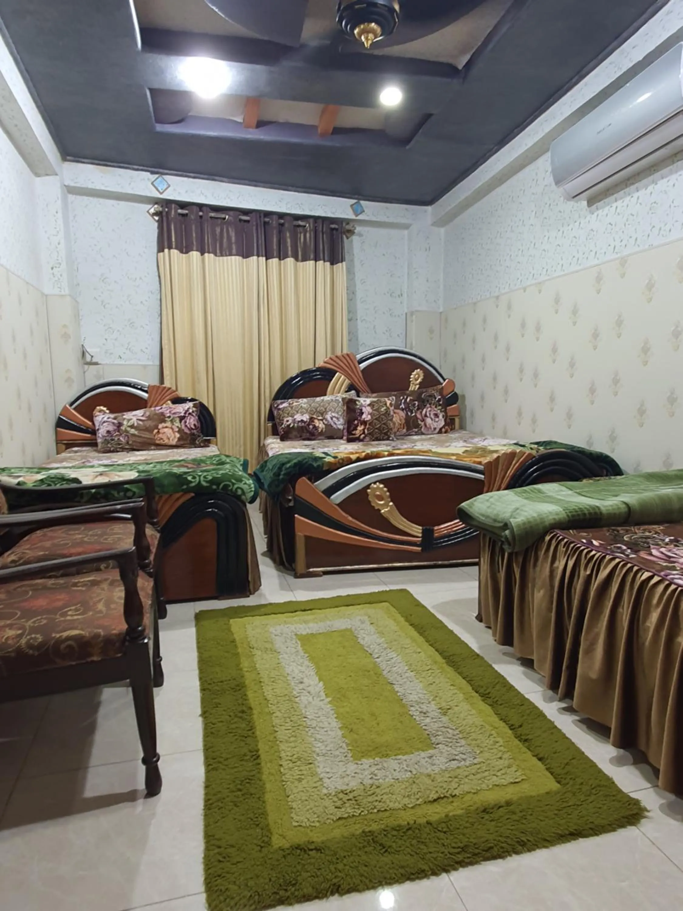 Bed in AK Hotel Abbottabad