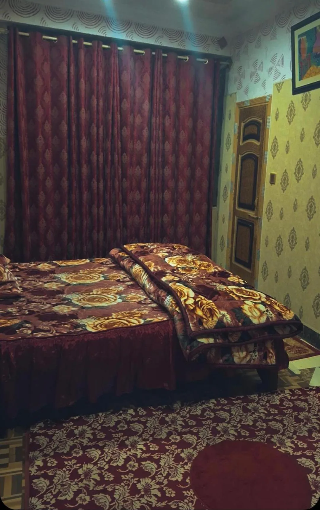 Bed in AK Hotel Abbottabad