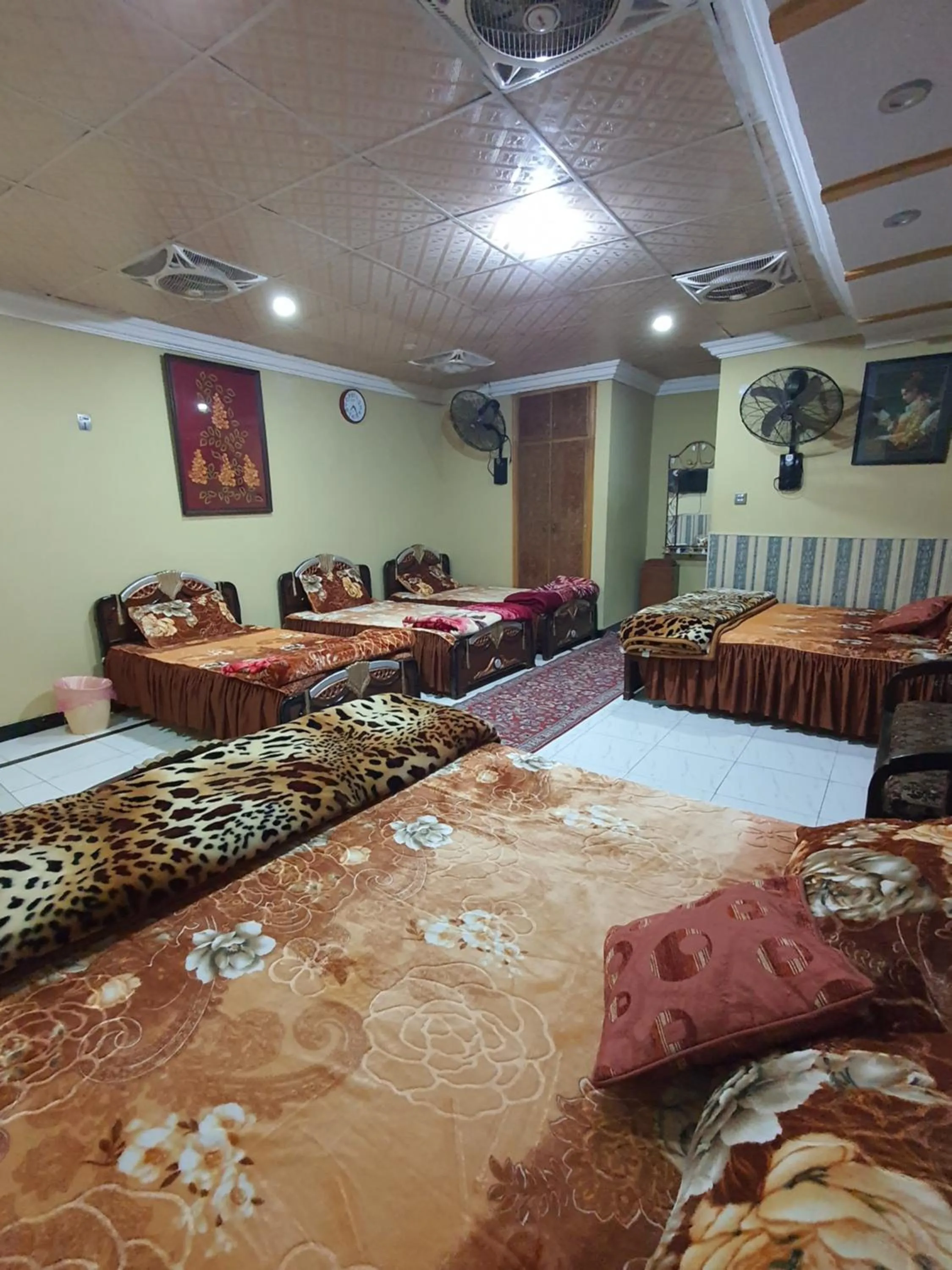 Bed in AK Hotel Abbottabad